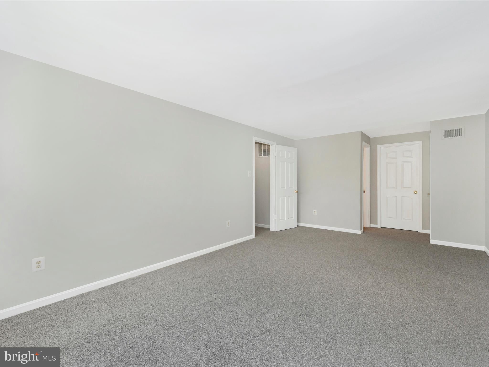 PHEASANT RUN - Residential