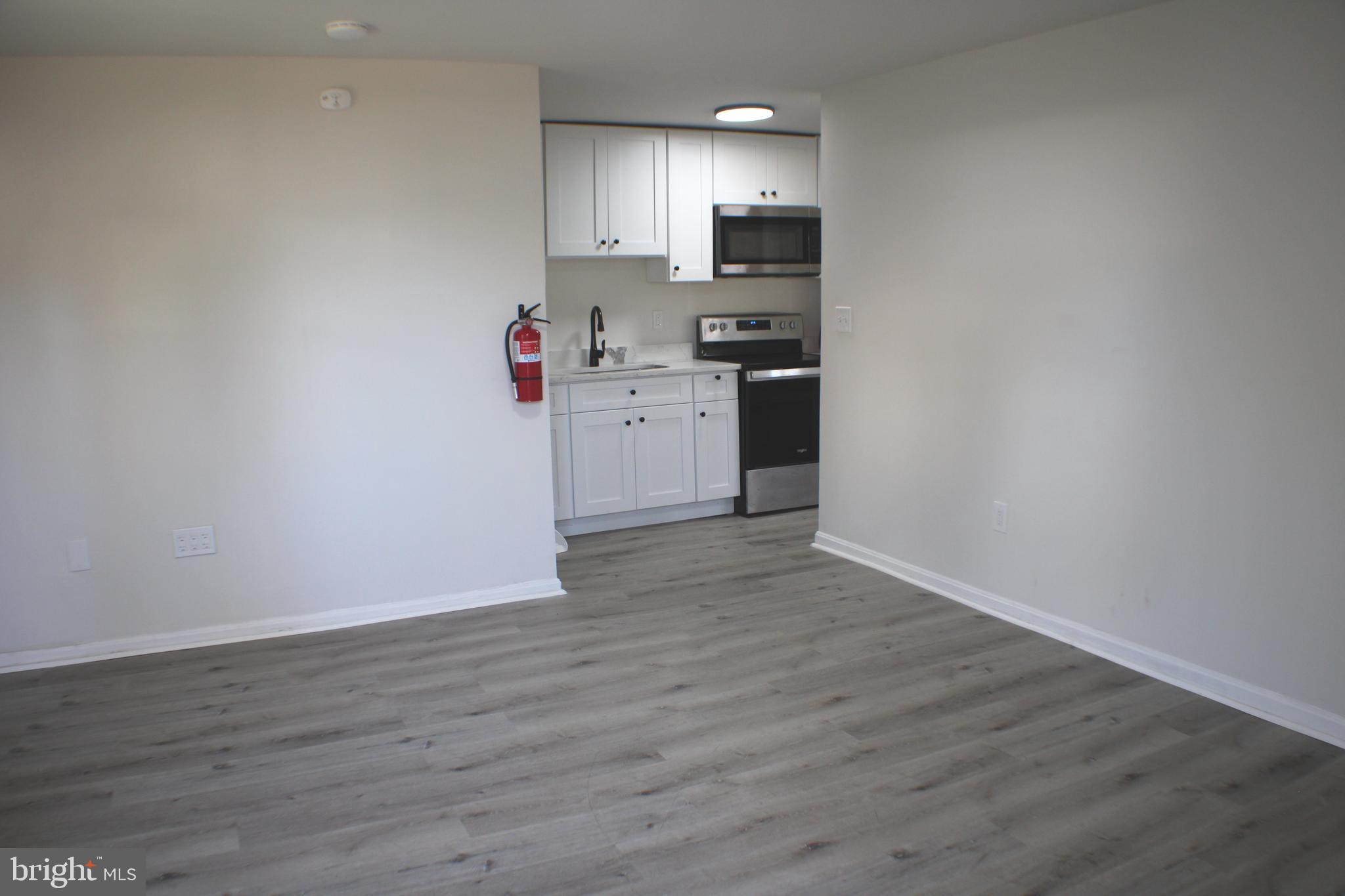 ELKINS PARK - Residential Lease