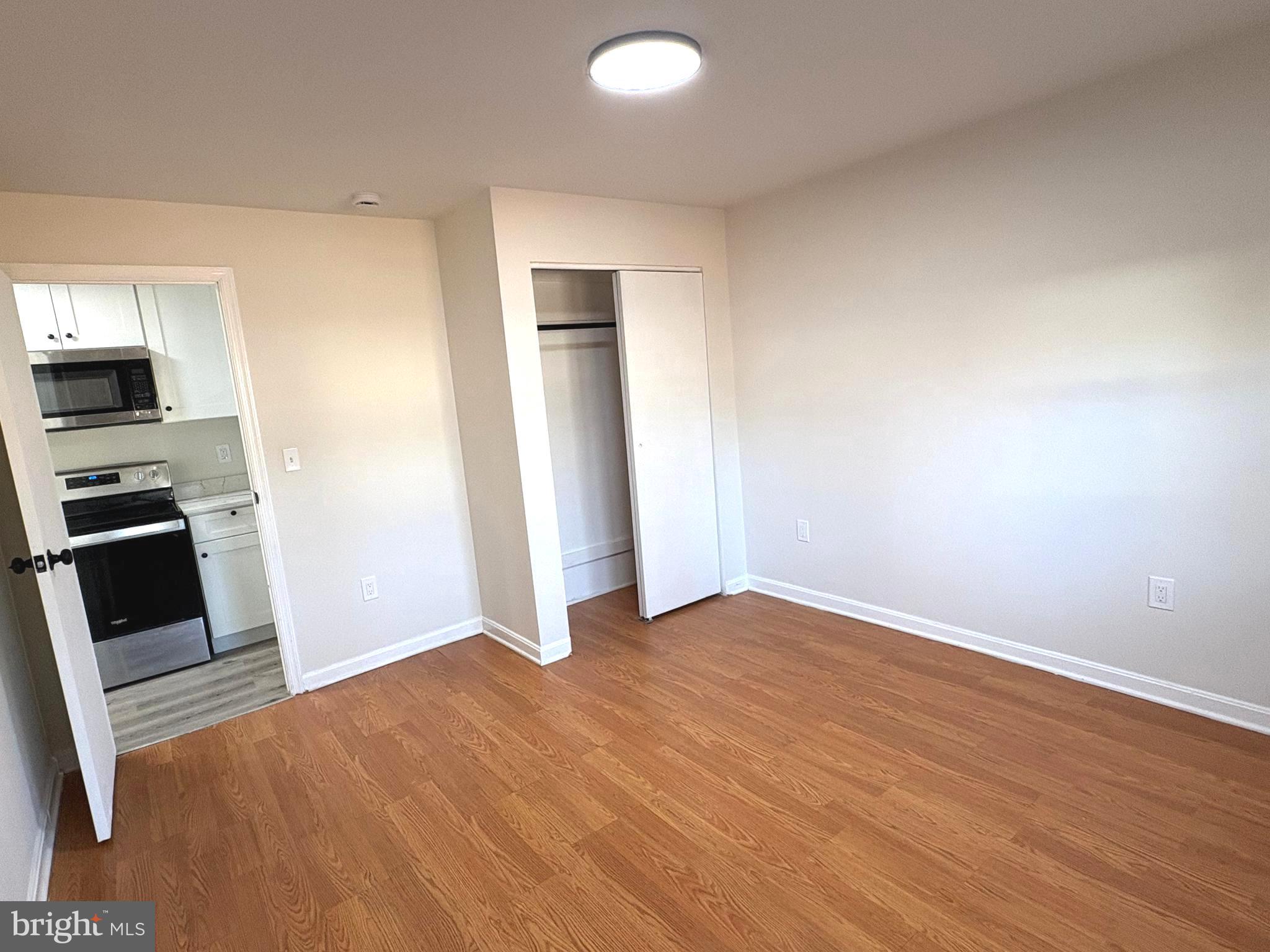 ELKINS PARK - Residential Lease