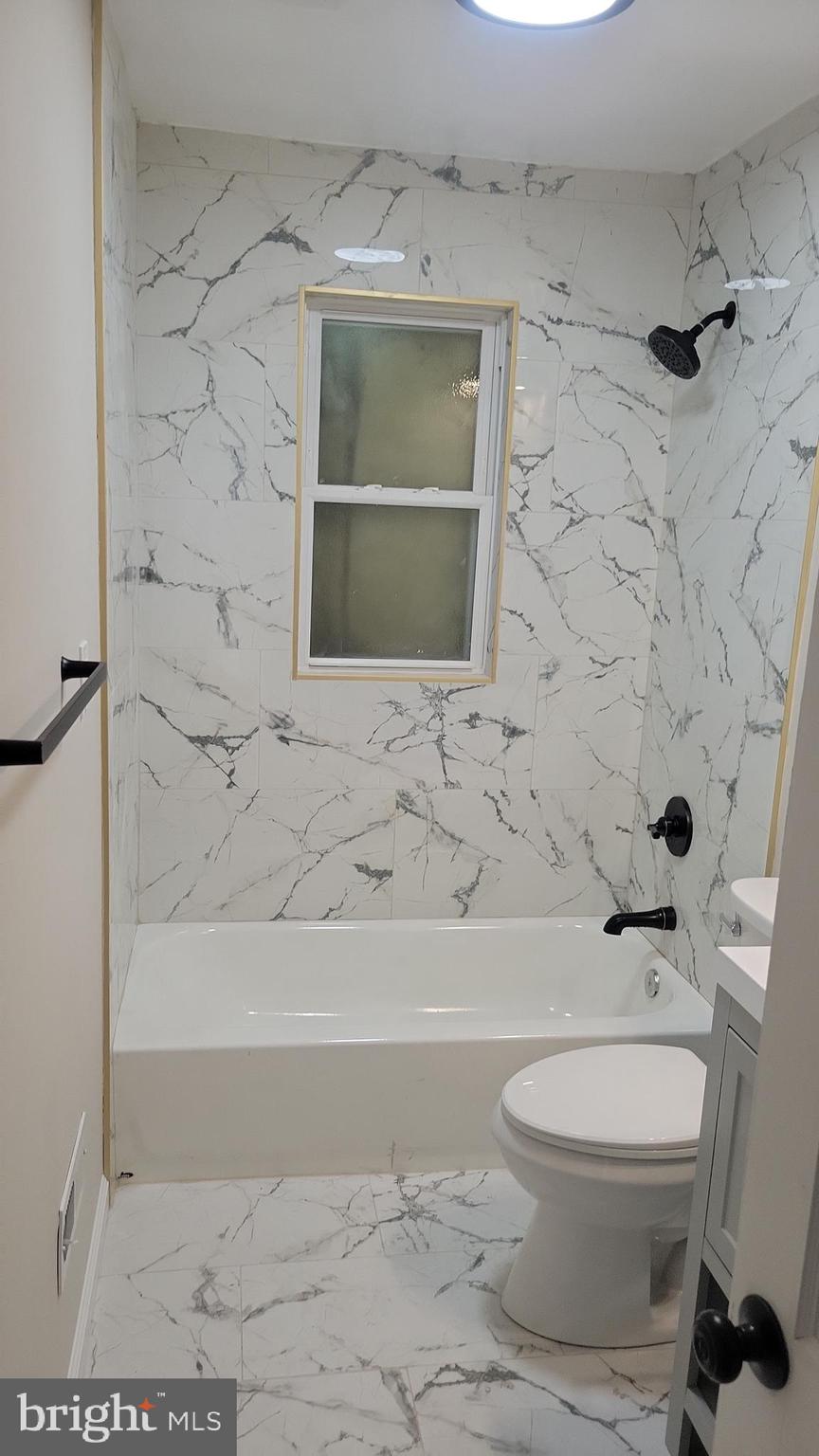 PARK HEIGHTS - Residential Lease
