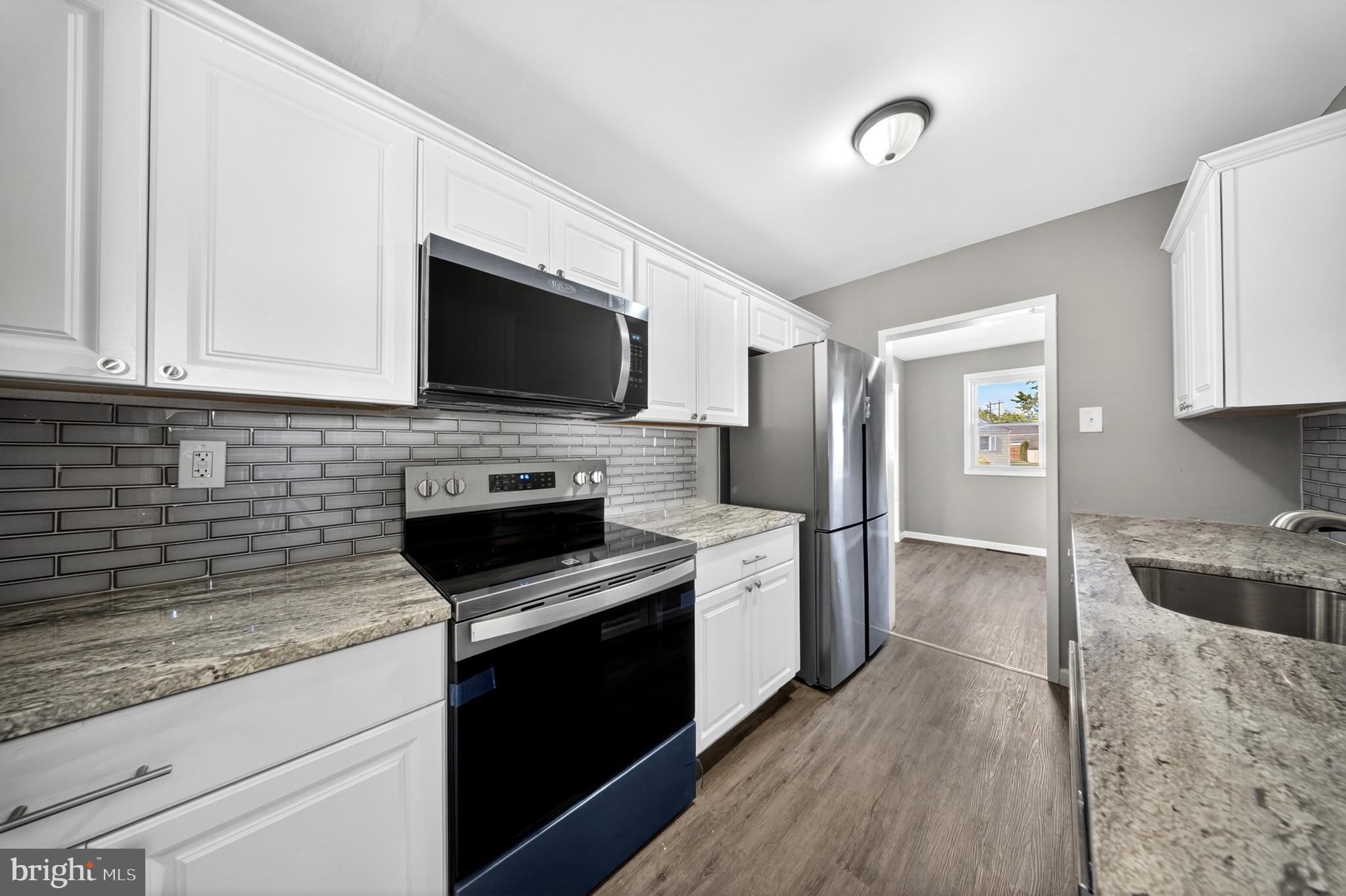 MANOR PARK - Residential