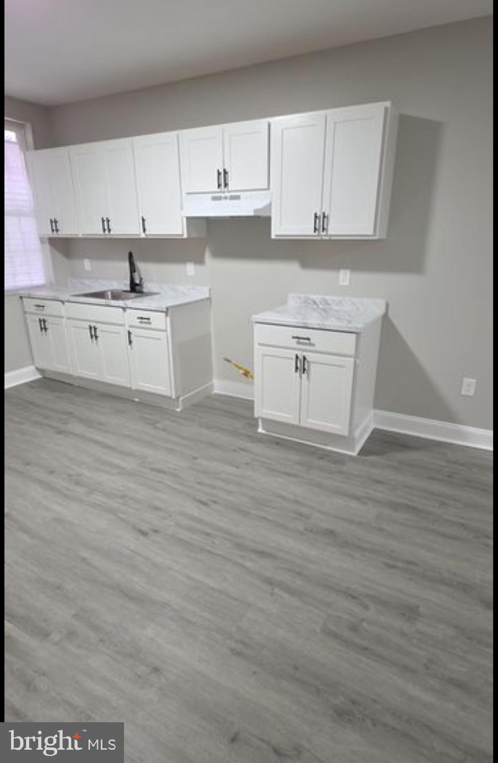 2125 E OLIVER STREET