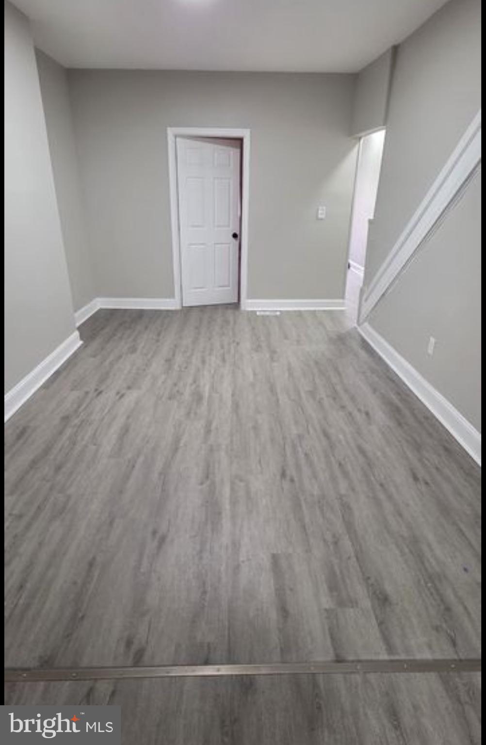 2125 E OLIVER STREET