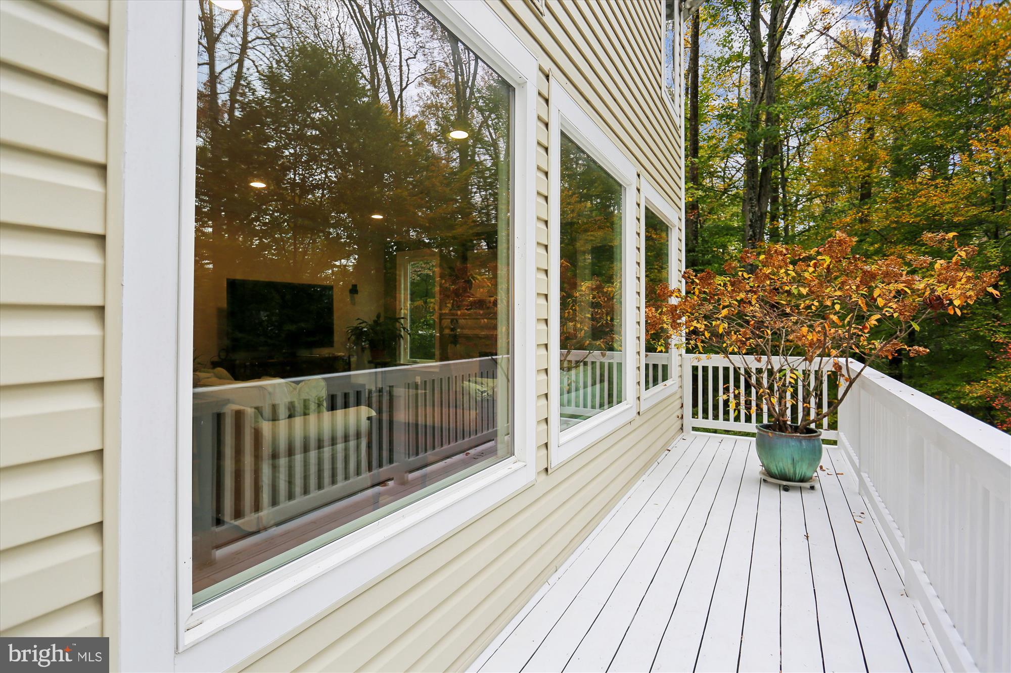 JAMES CREEK - Residential