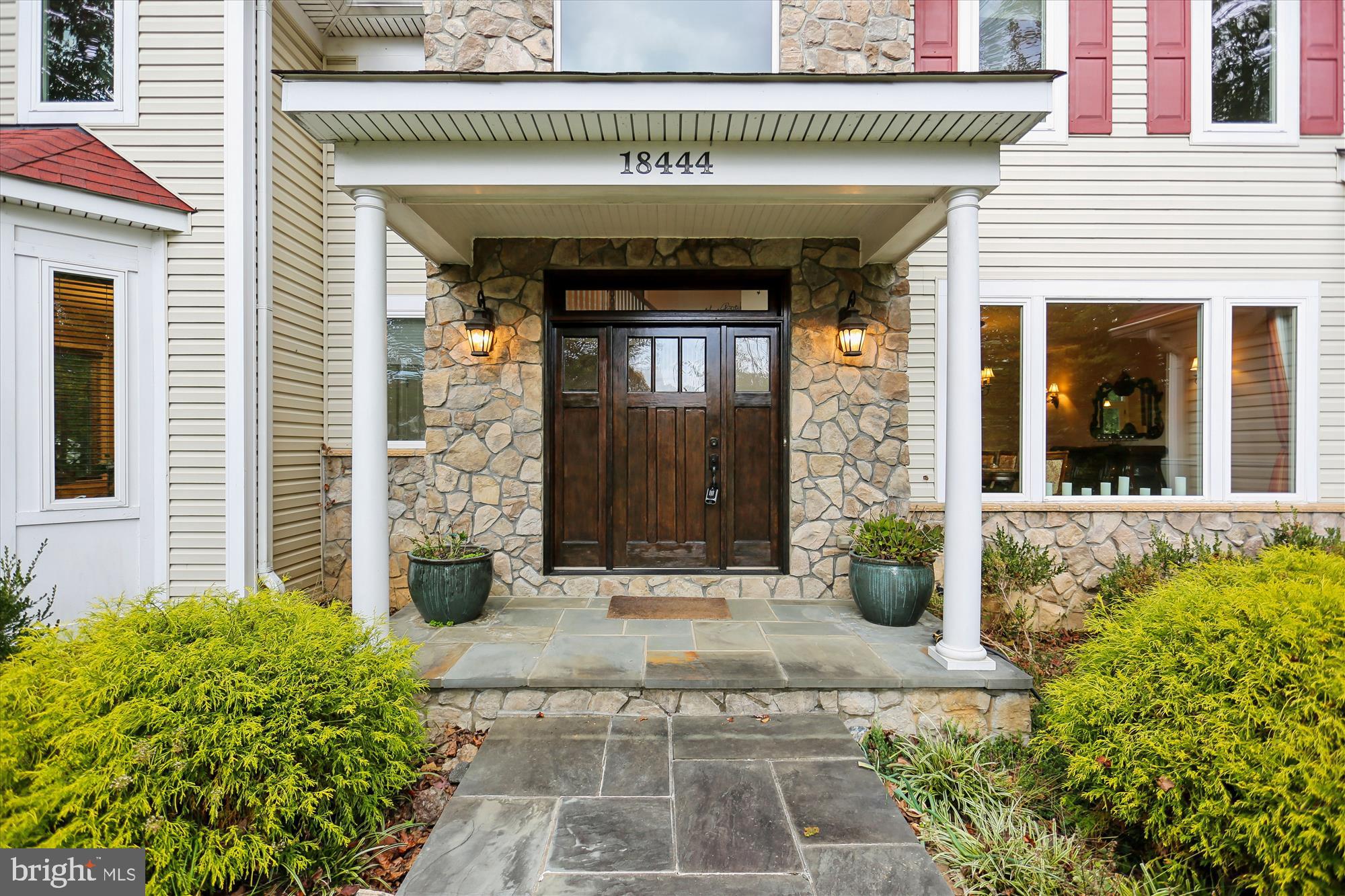 JAMES CREEK - Residential