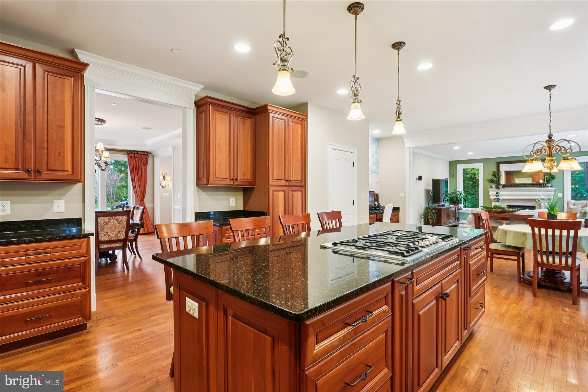 JAMES CREEK - Residential