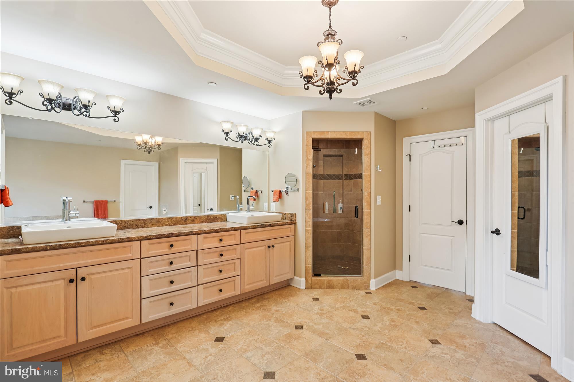 JAMES CREEK - Residential