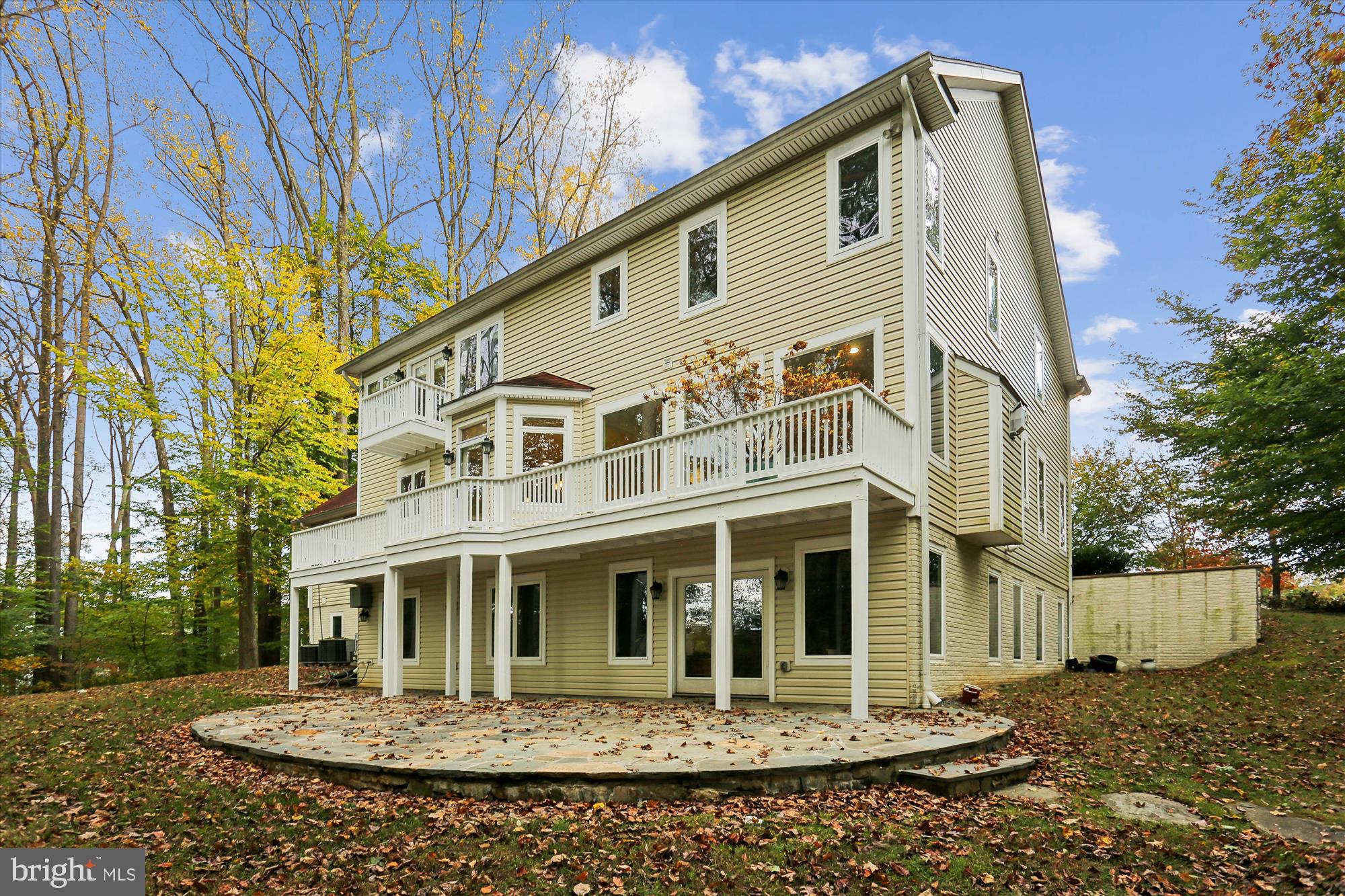 JAMES CREEK - Residential