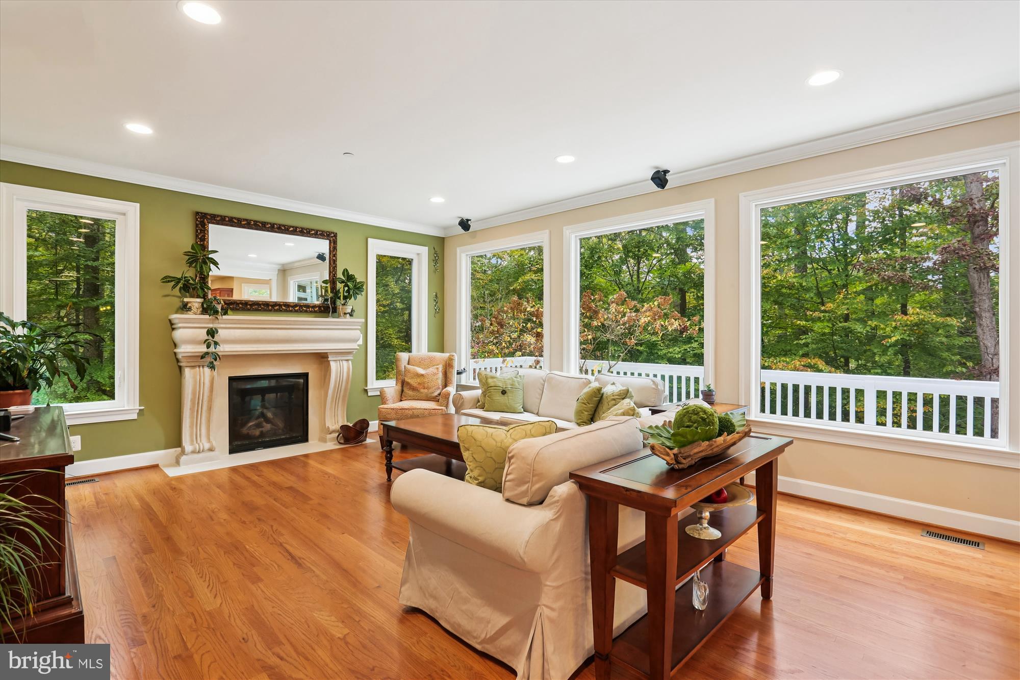 JAMES CREEK - Residential