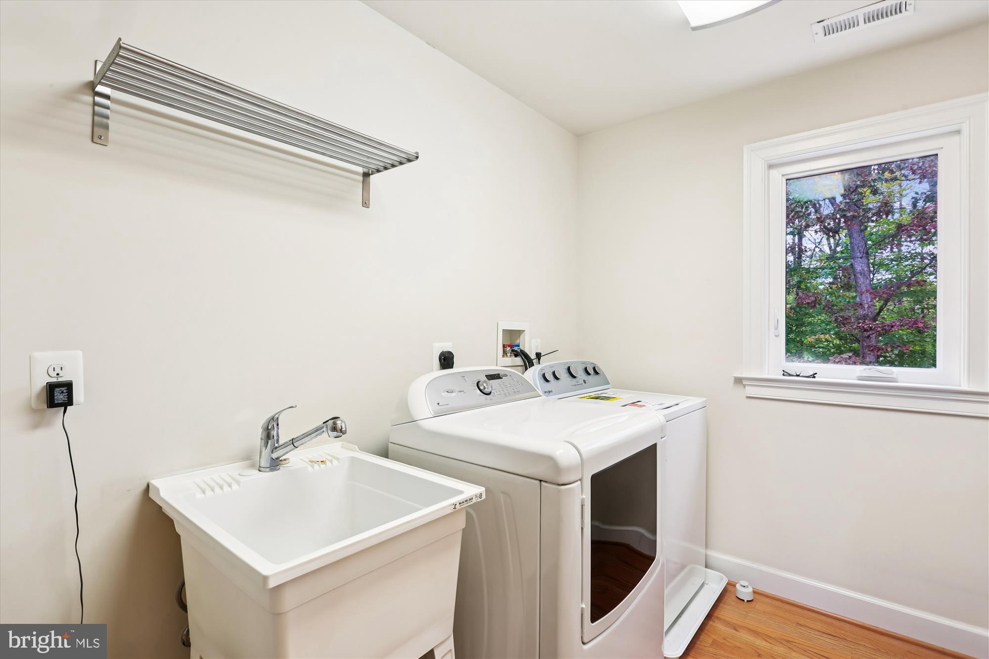 JAMES CREEK - Residential