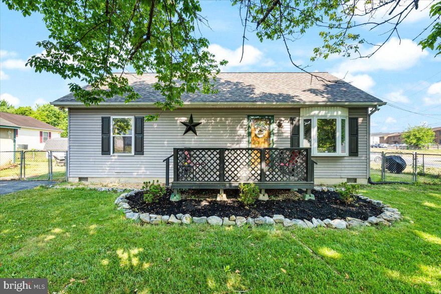 This is the ONE!!! Adorable rancher that has been very well maintained just on the outskirts of the city. Just barely in the City and under $200k! This cute home is on a corner lot with beautiful flowering trees that give your front yard tons of shade and the back yard is fenced in. Updated roof (2yrs ago) and HVAC (1yr ago)make this home perfect for first time home buyers or those who are looking to downsize.