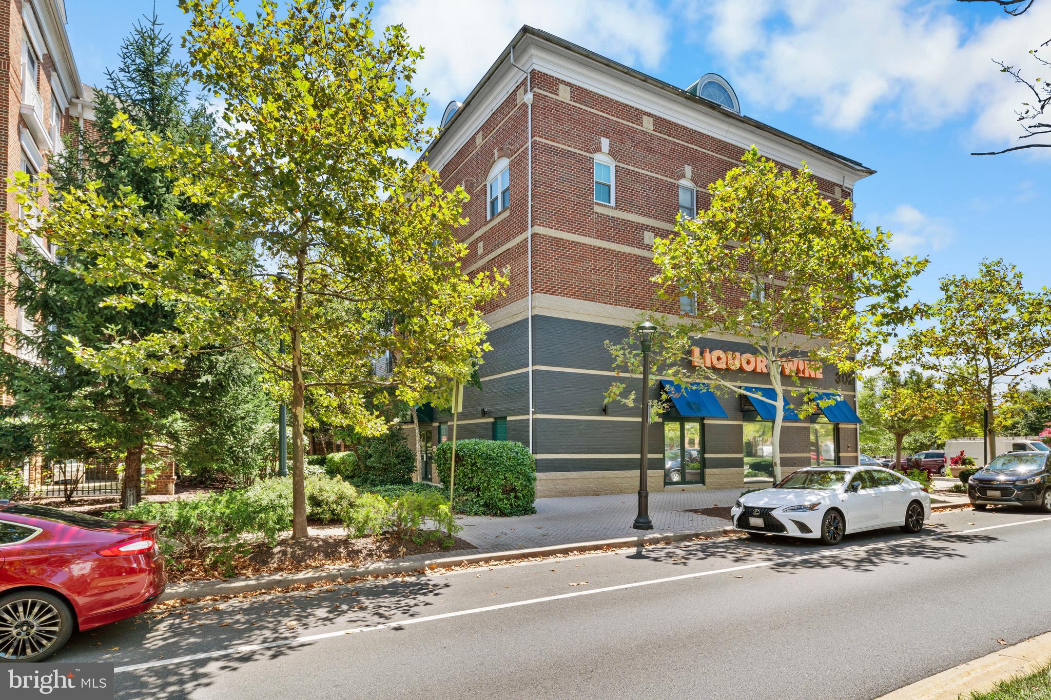 302 KING FARM BOULEVARD 30208