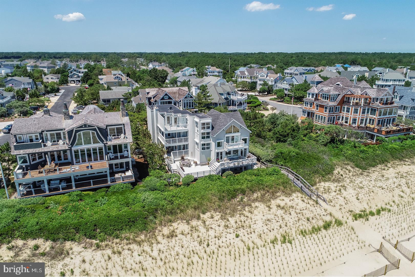 SEA DEL ESTATES - Residential