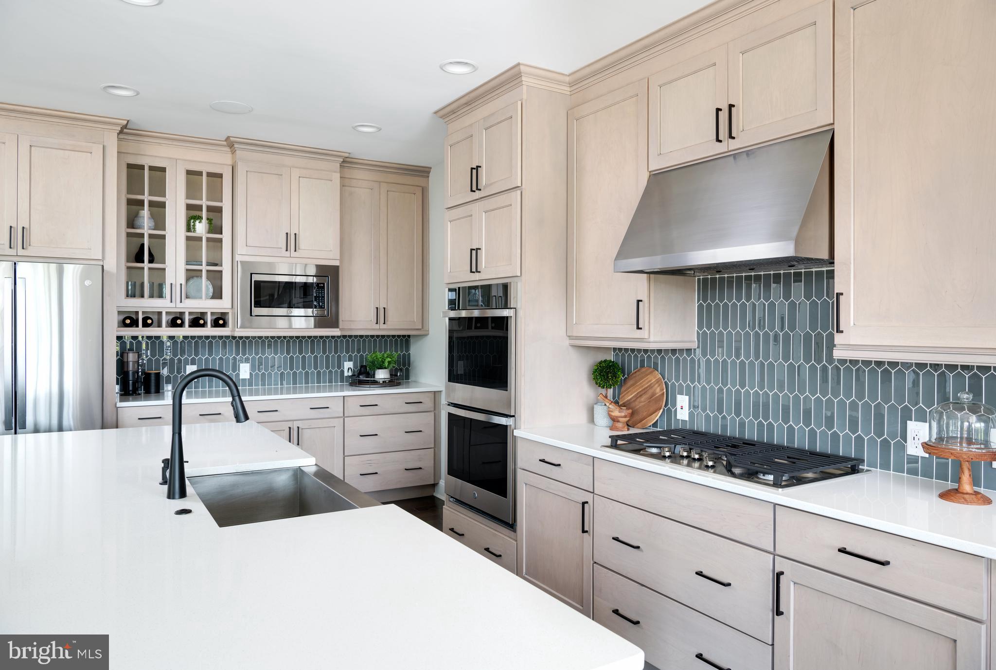 MONARCH - Residential