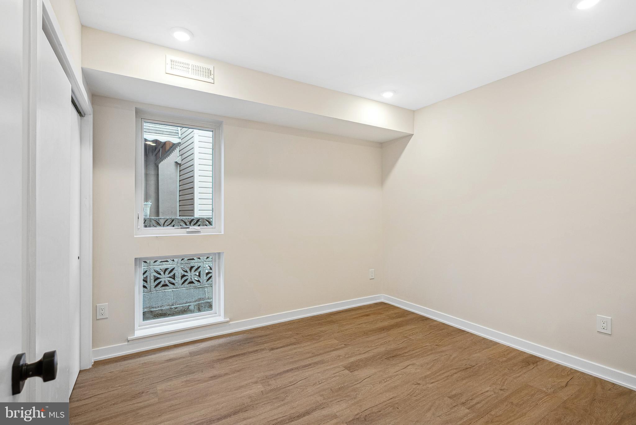 PENNSPORT - Residential Lease