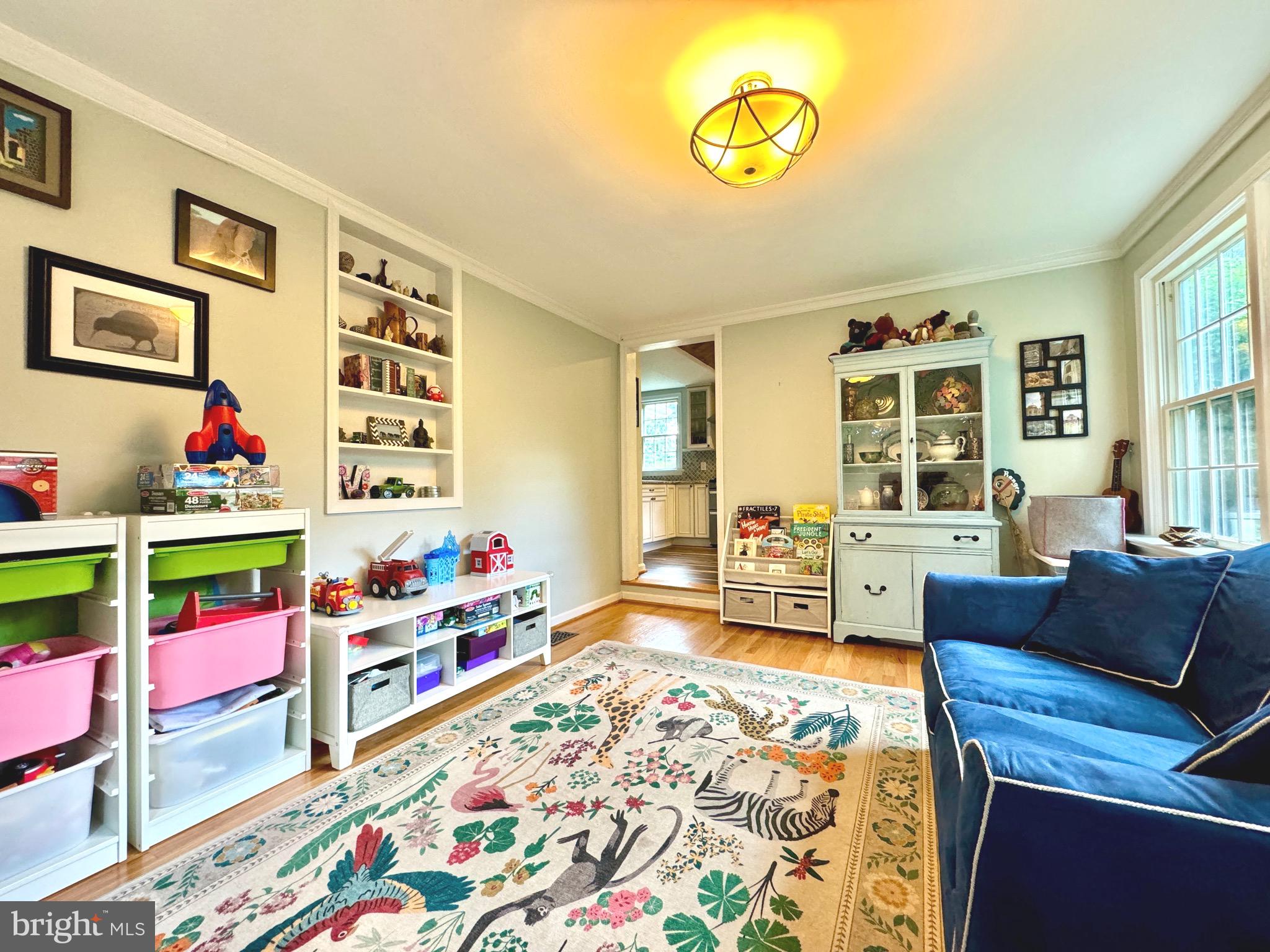 FALLS HILL - Residential Lease