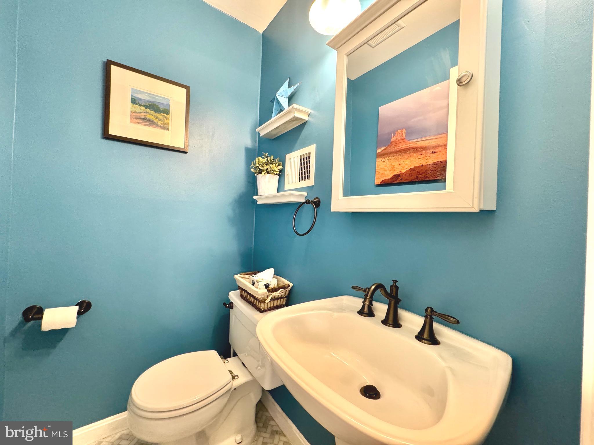 FALLS HILL - Residential Lease