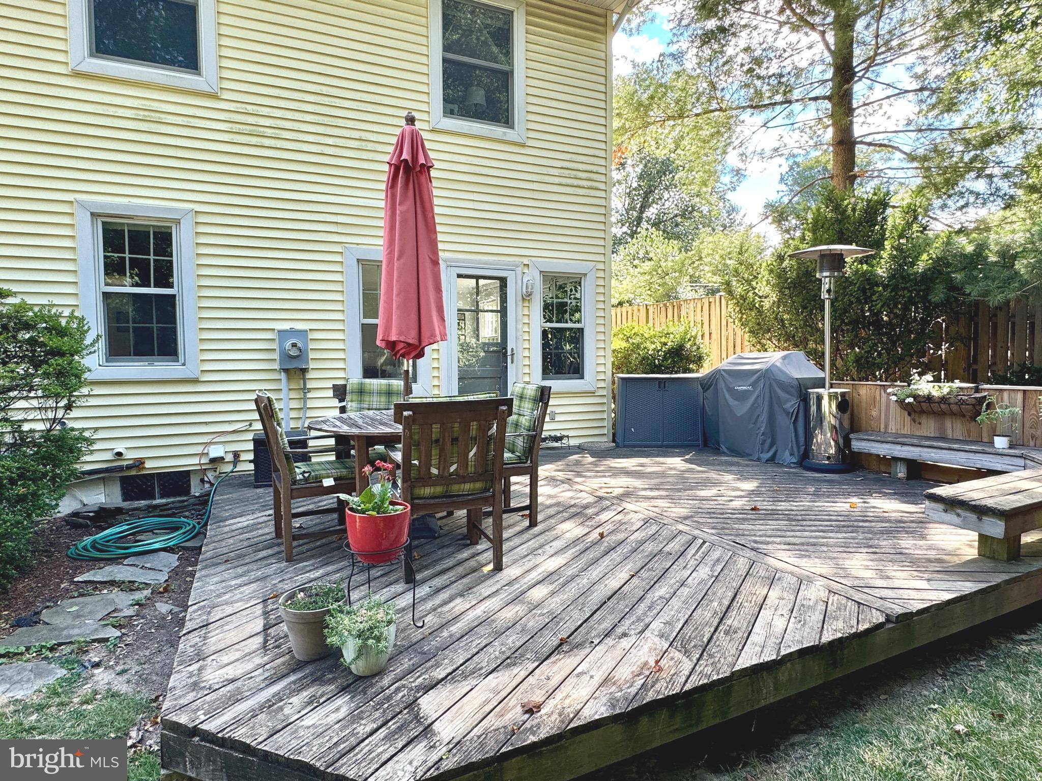 FALLS HILL - Residential Lease