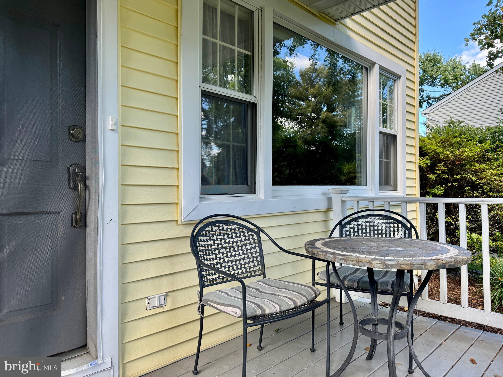 FALLS HILL - Residential Lease