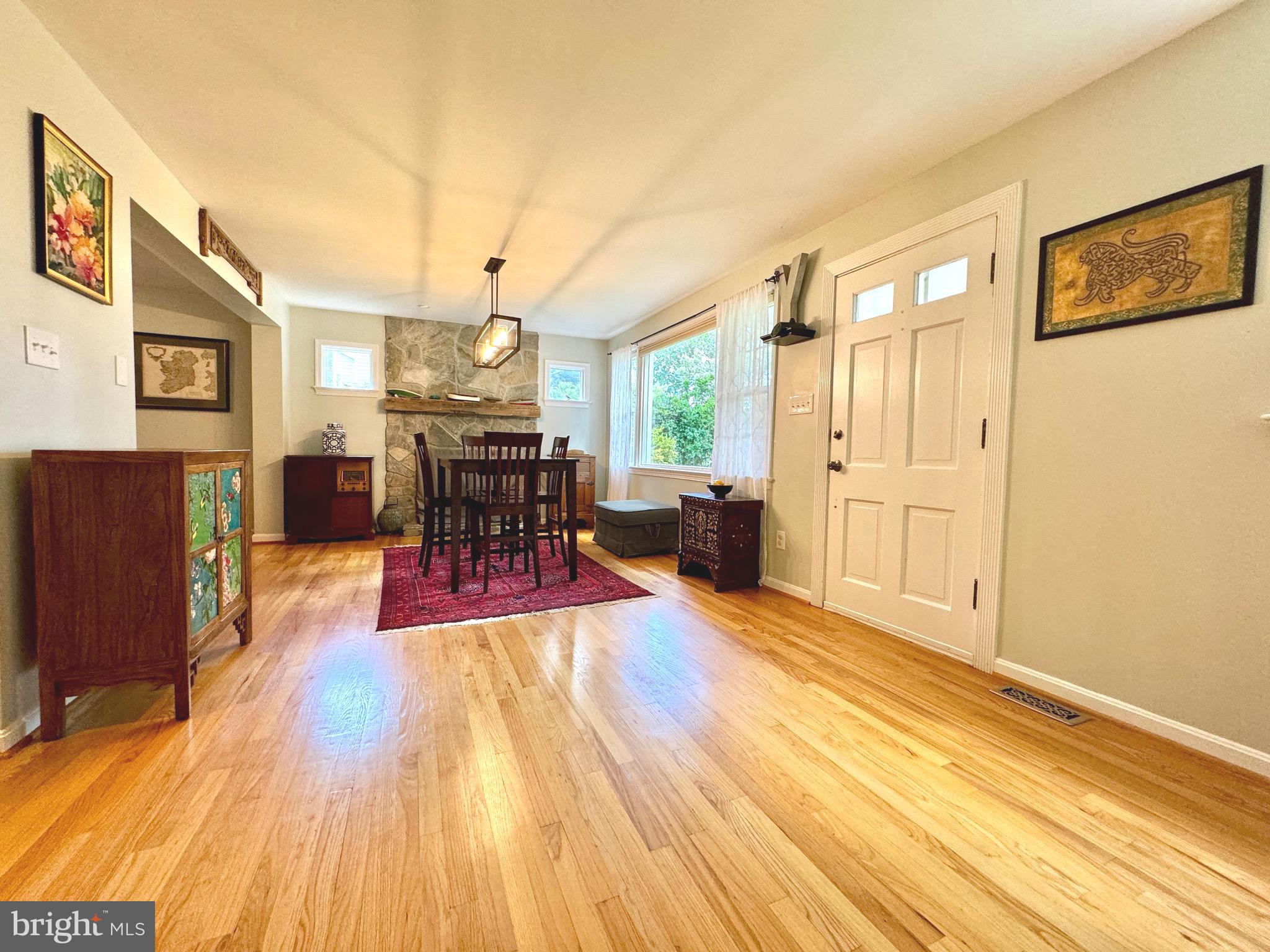 FALLS HILL - Residential Lease