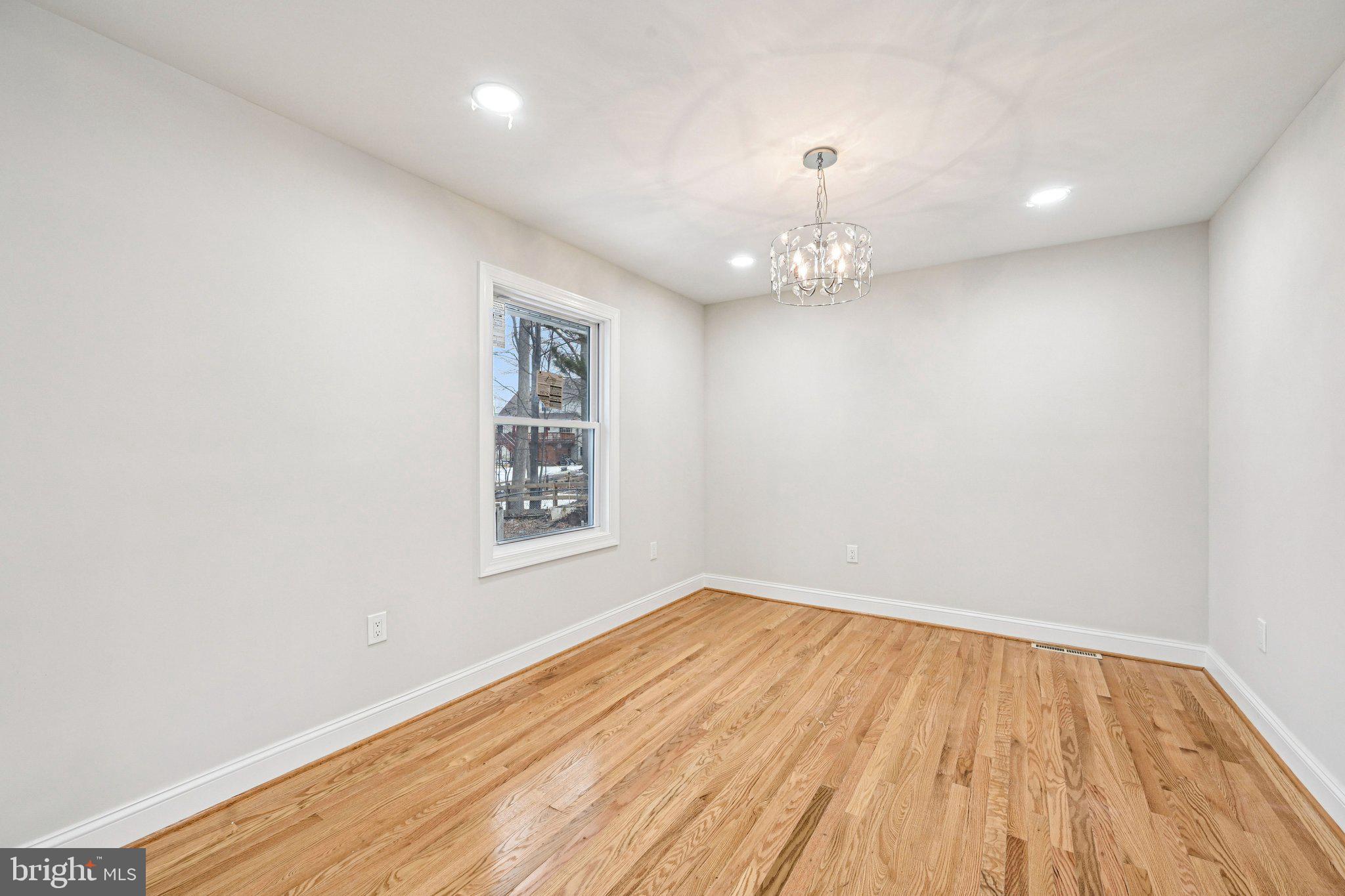 CARROLL SQUARE - Residential