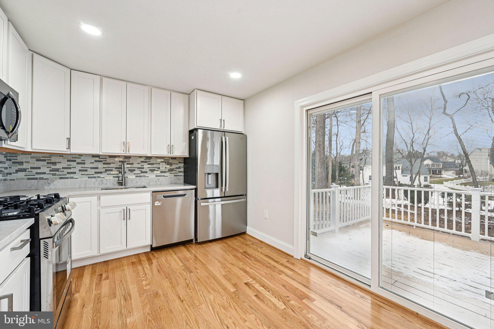 CARROLL SQUARE - Residential