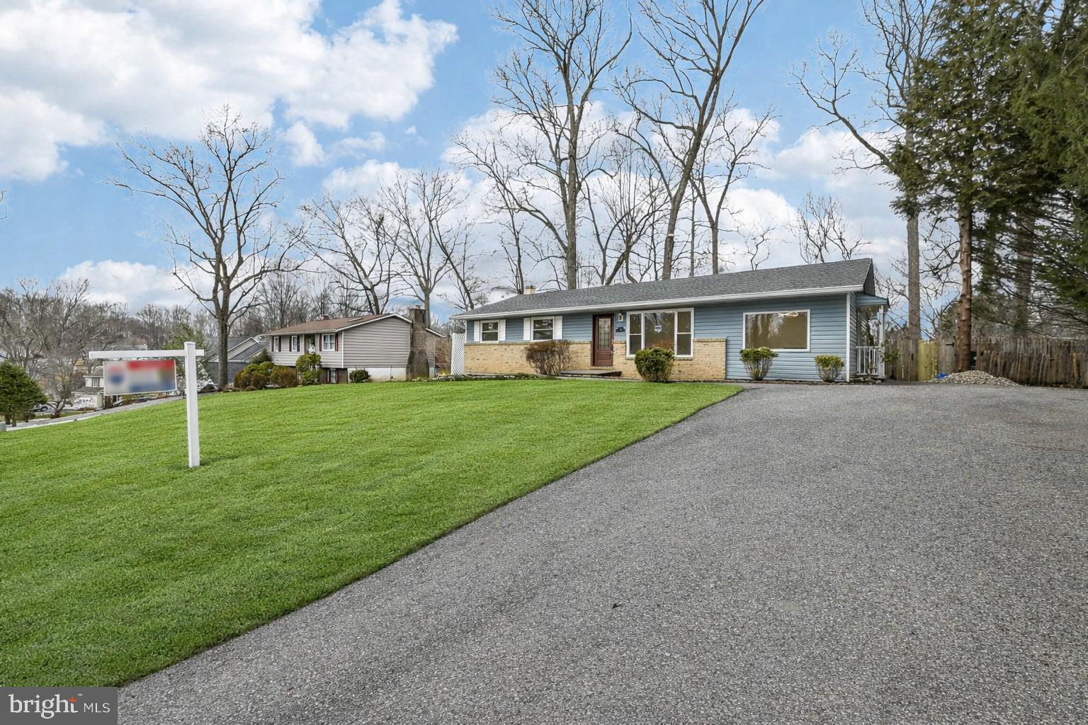 CARROLL SQUARE - Residential