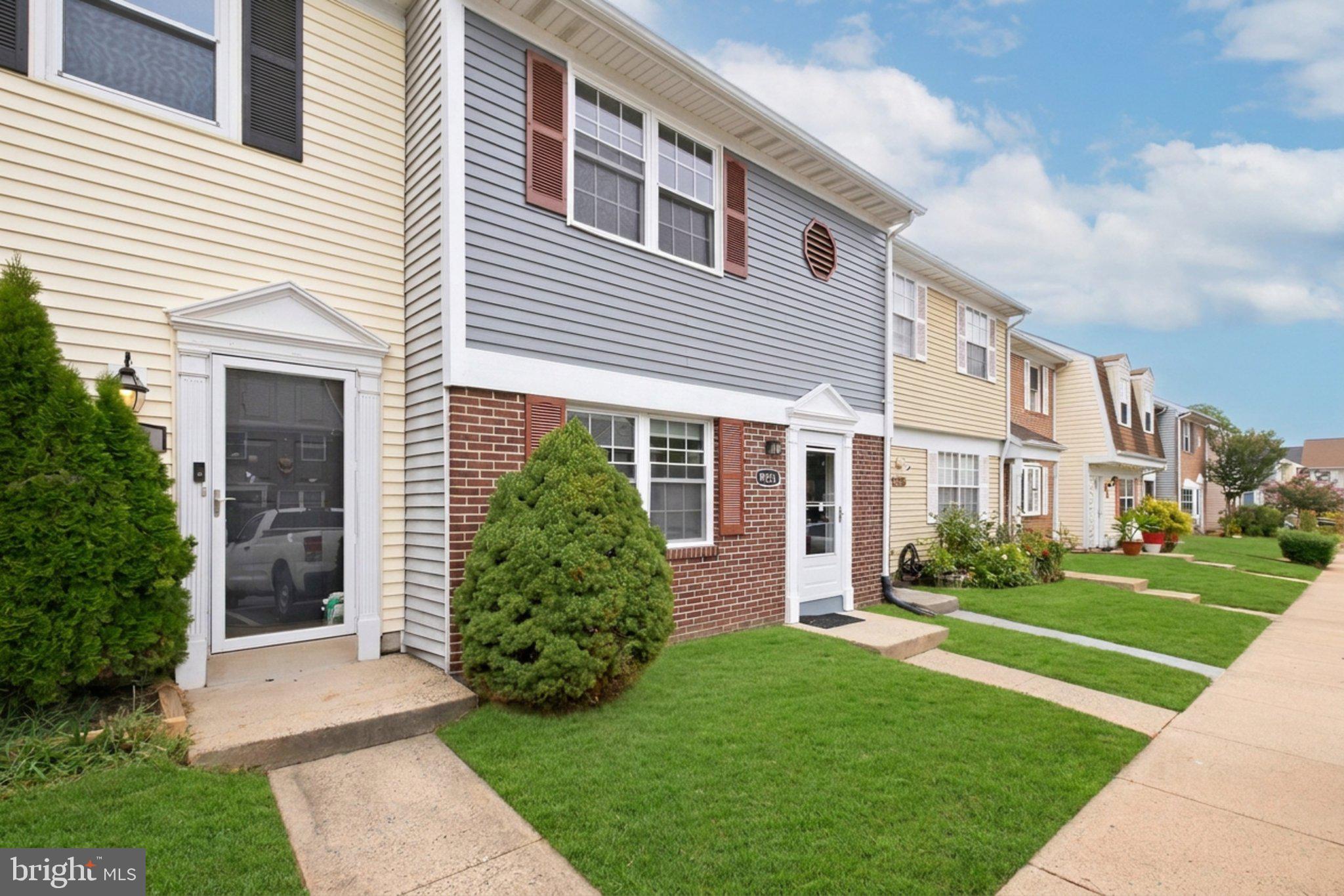 9053 SILVER MAPLE COURT