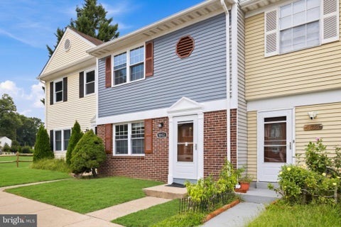 Photo of 9053 Silver Maple Court, MANASSAS, VA 20110 (MLS # VAMN2011930)