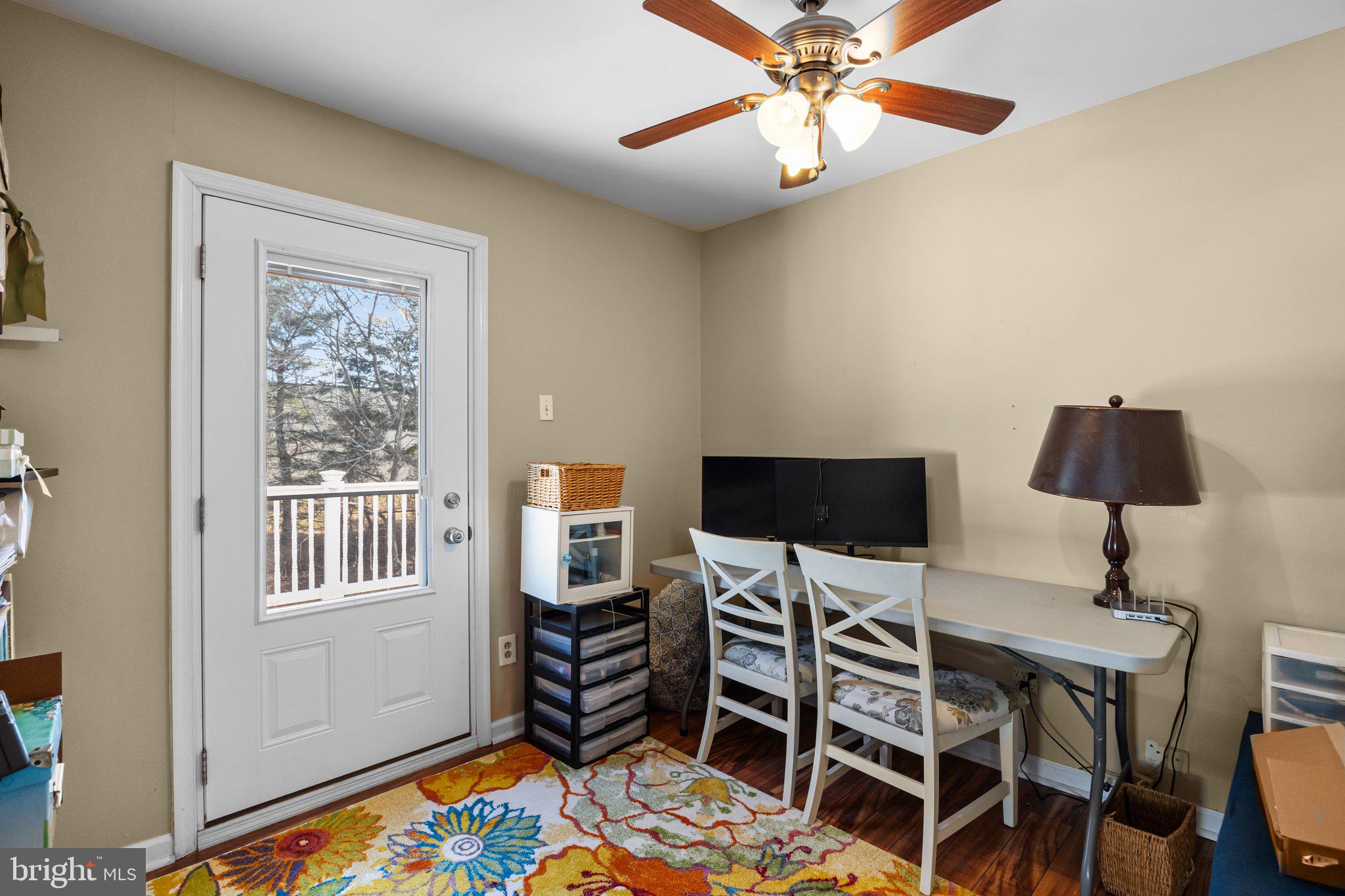 VALLEY MDWS - Residential