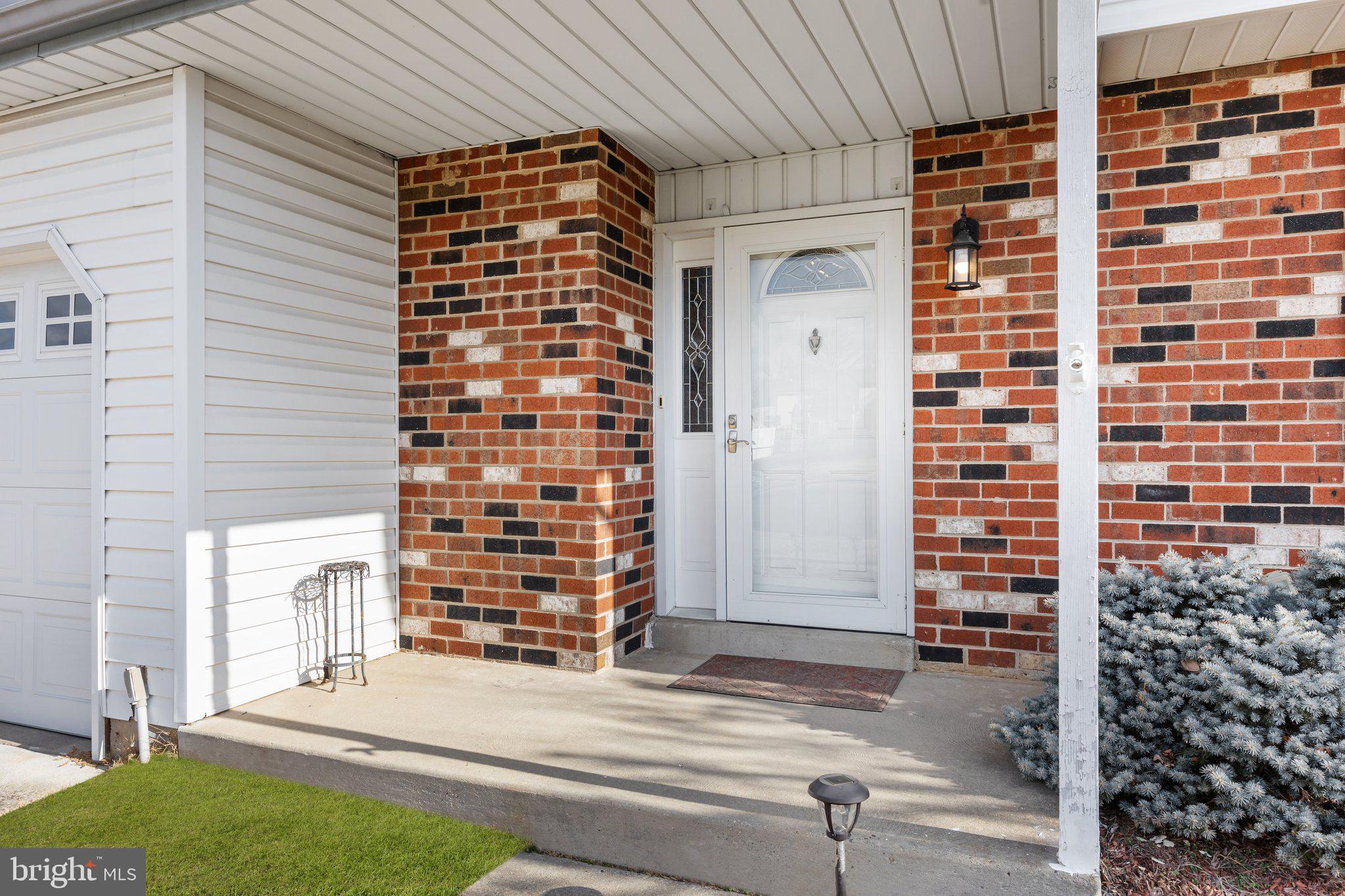 VALLEY MDWS - Residential