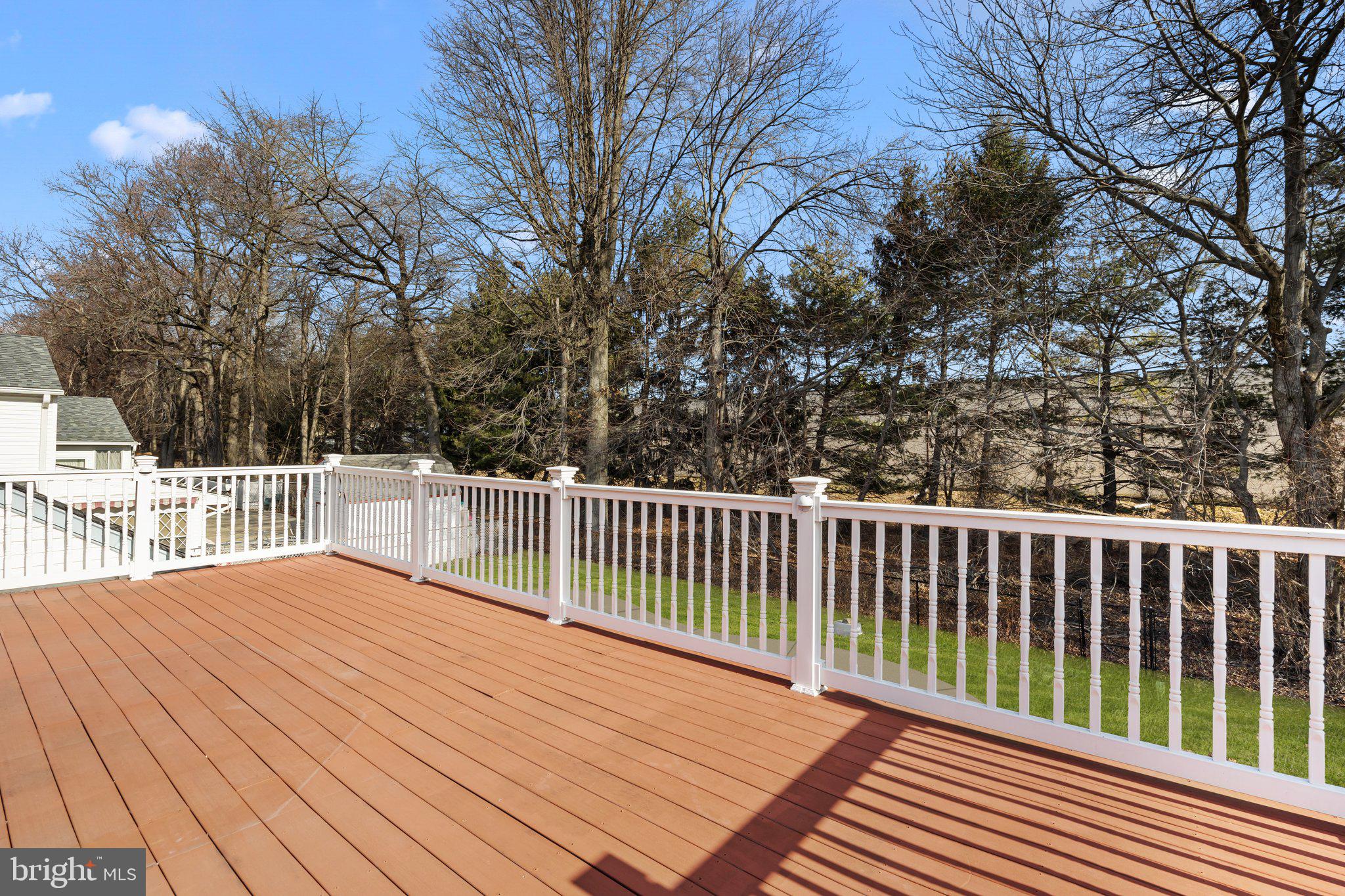 VALLEY MDWS - Residential