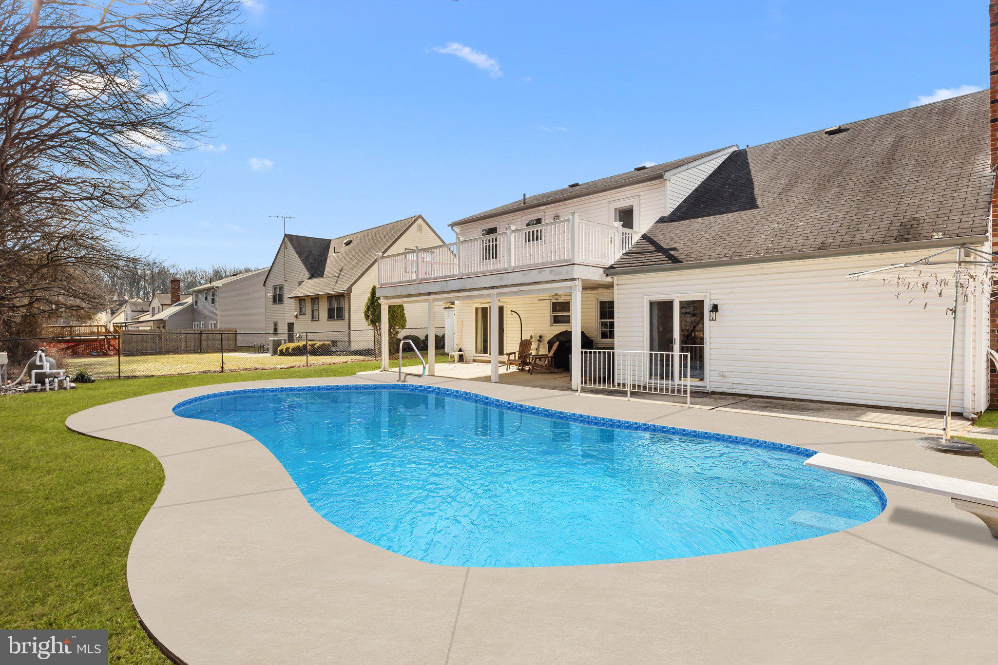 VALLEY MDWS - Residential