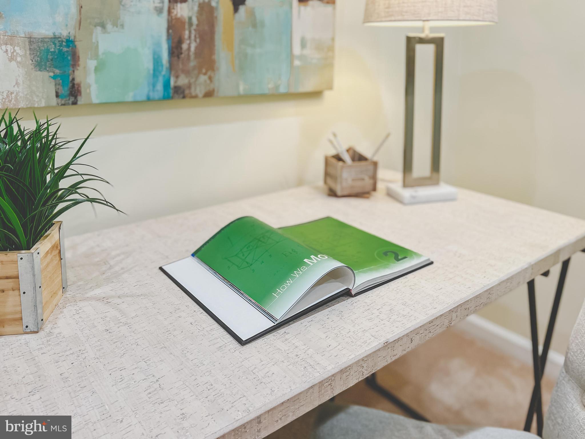 HUNTERS SQUARE - Residential