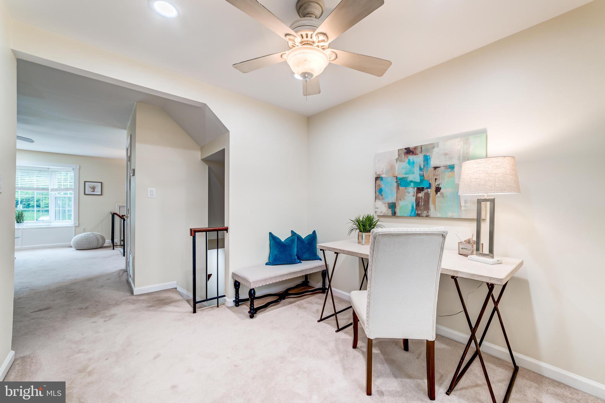 HUNTERS SQUARE - Residential