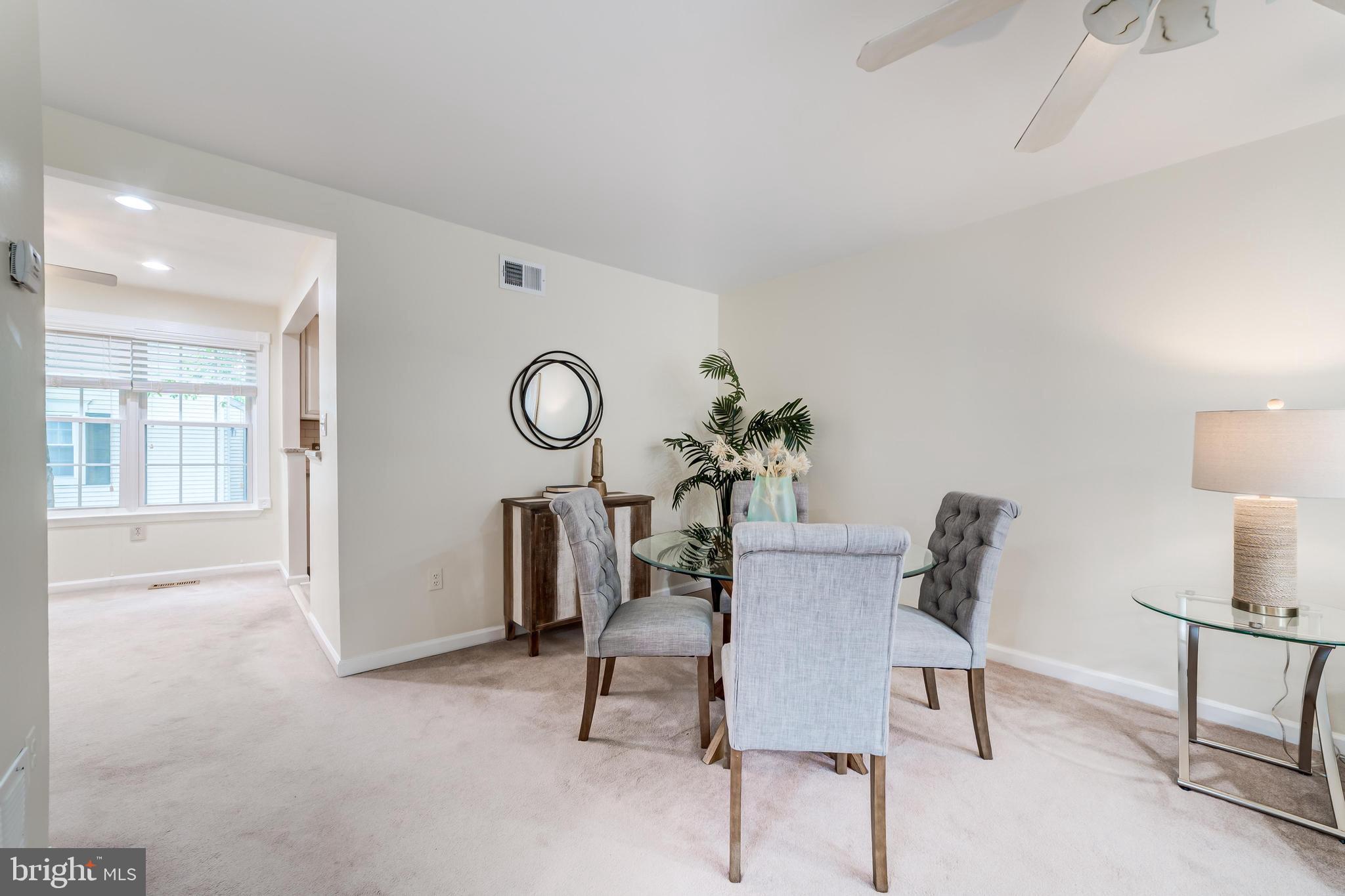 HUNTERS SQUARE - Residential