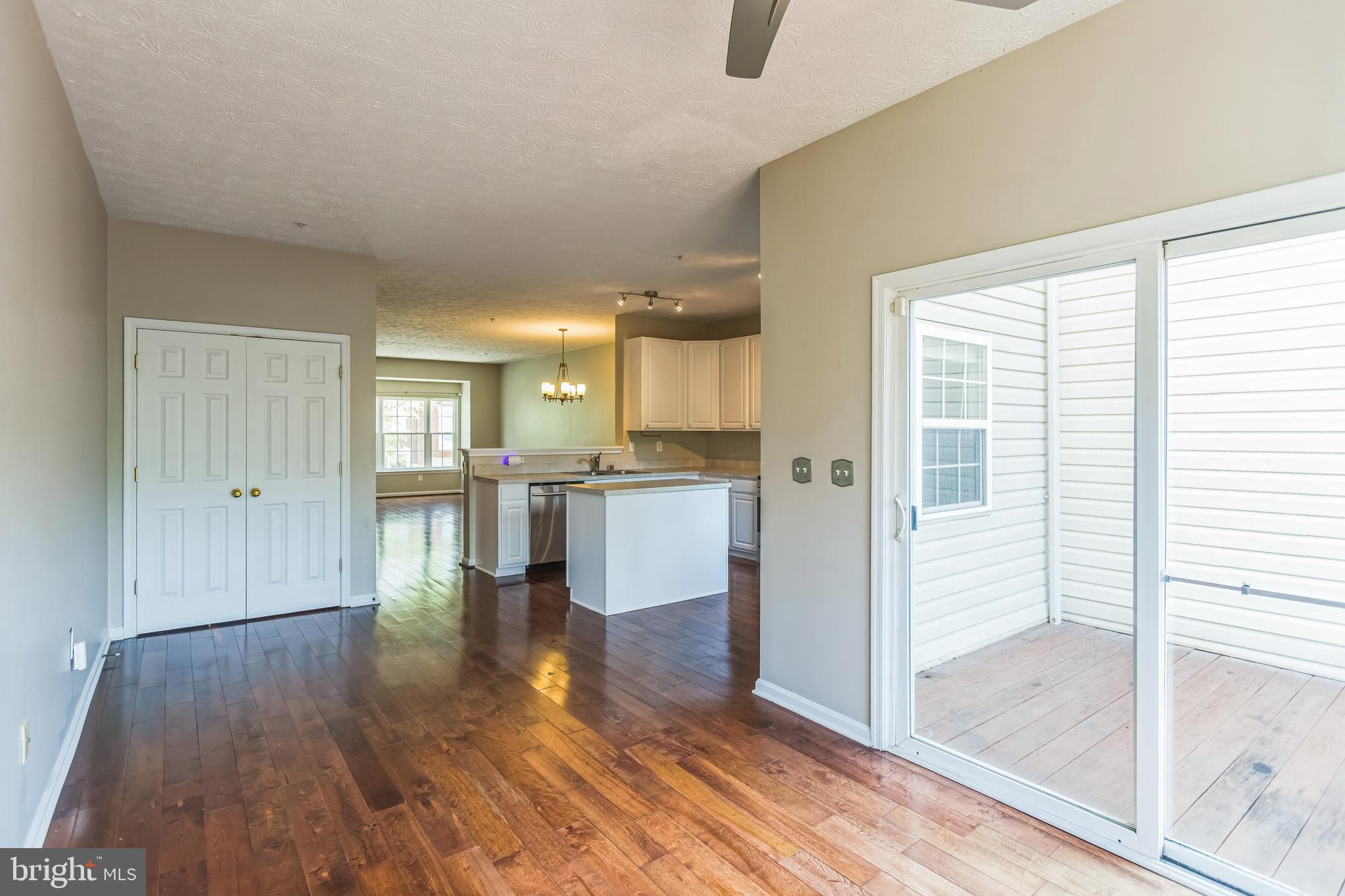 VISTA GARDENS PLAT 1> - Residential Lease