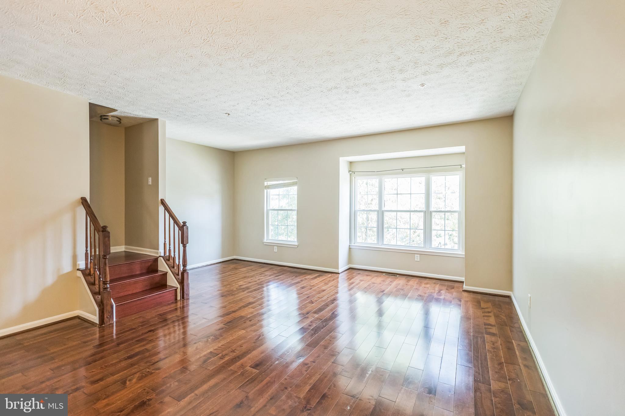 VISTA GARDENS PLAT 1> - Residential Lease