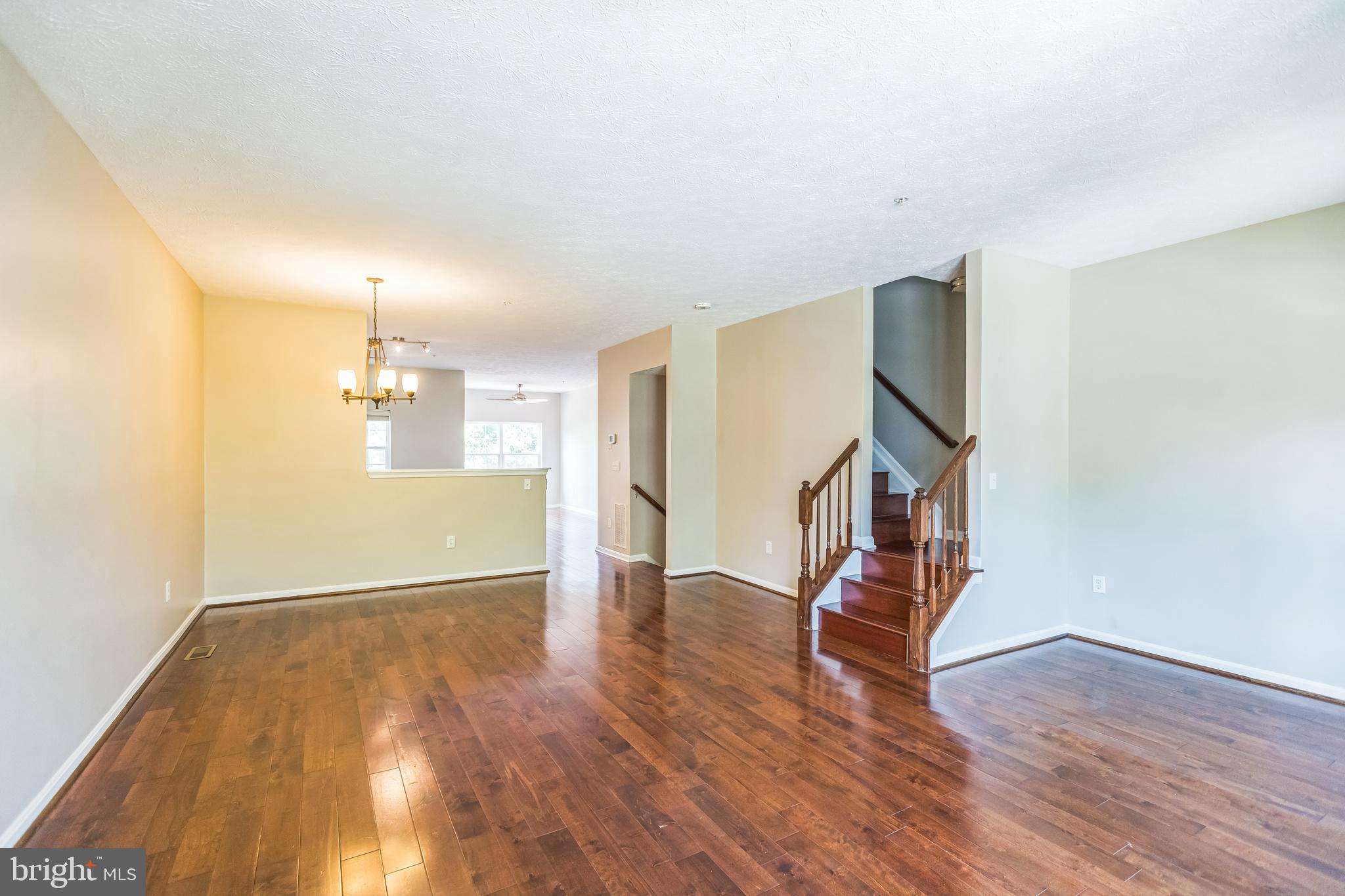 VISTA GARDENS PLAT 1> - Residential Lease