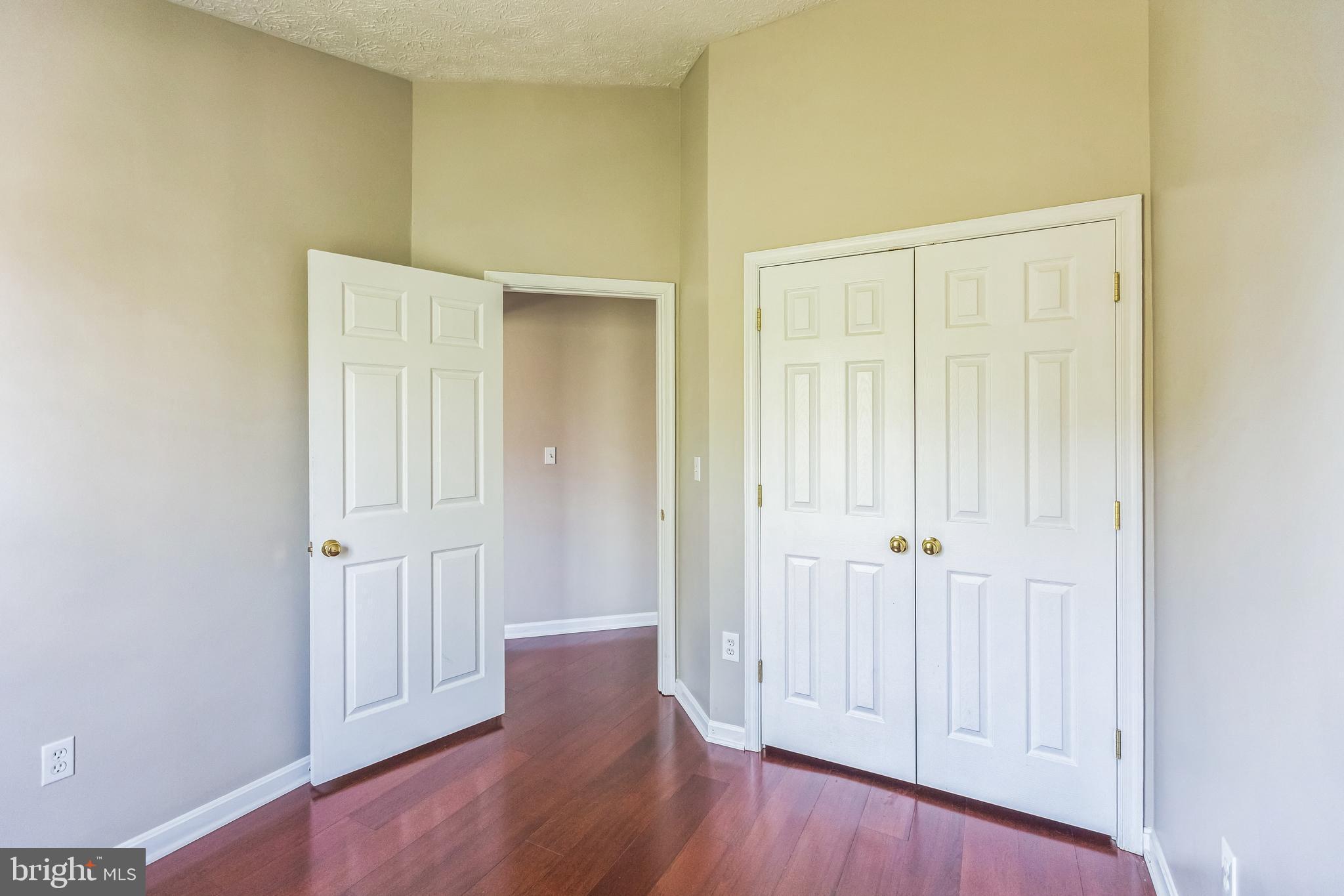 VISTA GARDENS PLAT 1> - Residential Lease