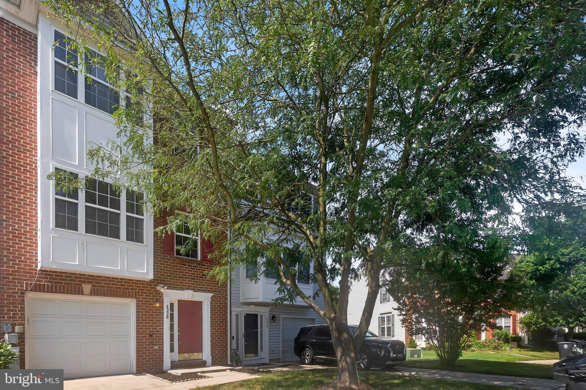 VISTA GARDENS PLAT 1> - Residential Lease