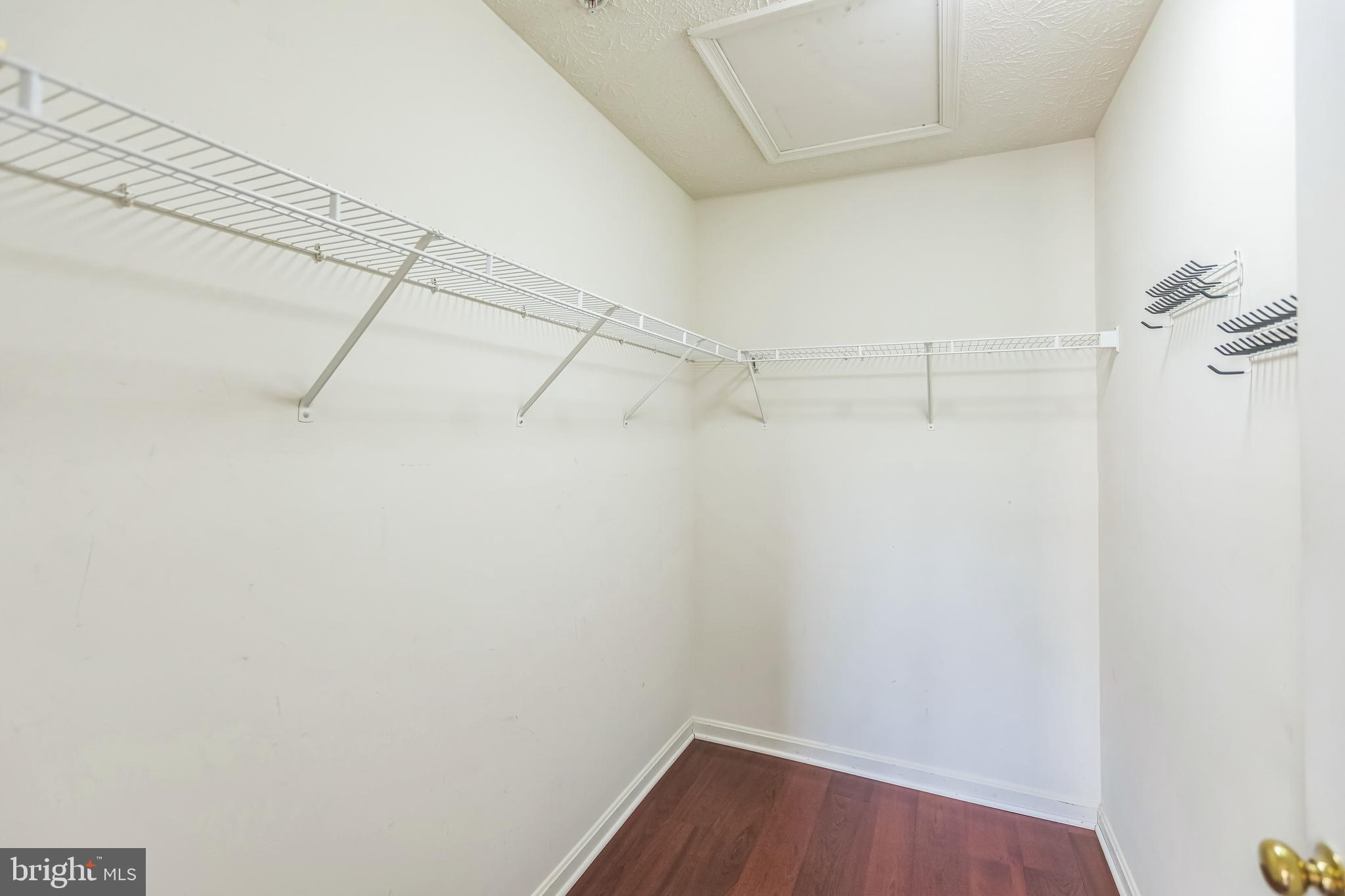 VISTA GARDENS PLAT 1> - Residential Lease