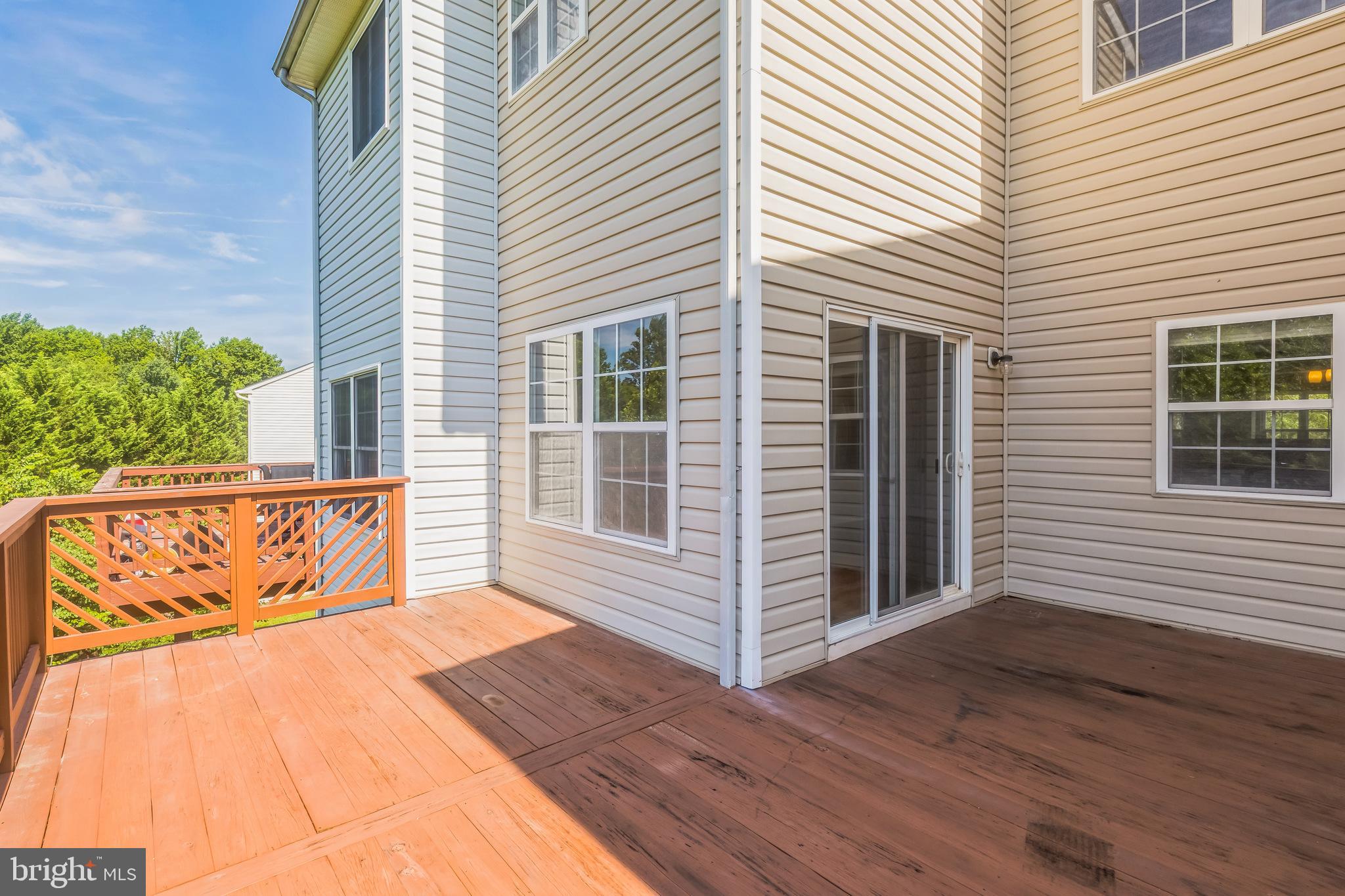 VISTA GARDENS PLAT 1> - Residential Lease