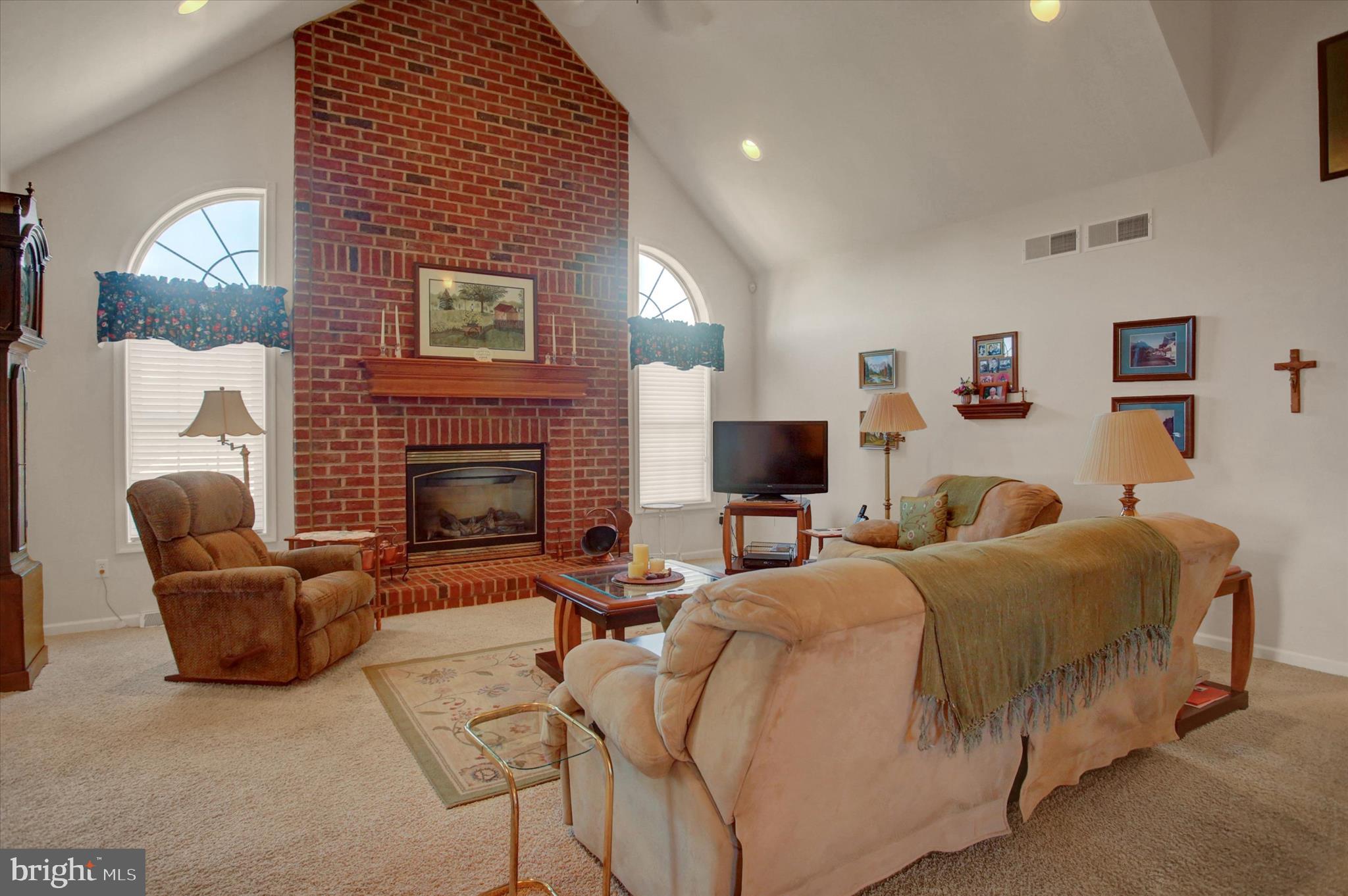 MAJESTIC RIDGE - Residential