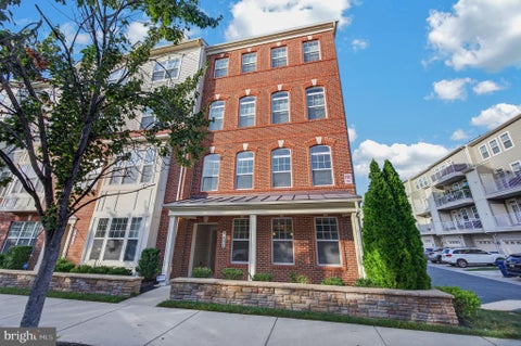 Condo For Sale - 7432 Saint Margarets Boulevard #B<br/> HANOVER, MD 21076