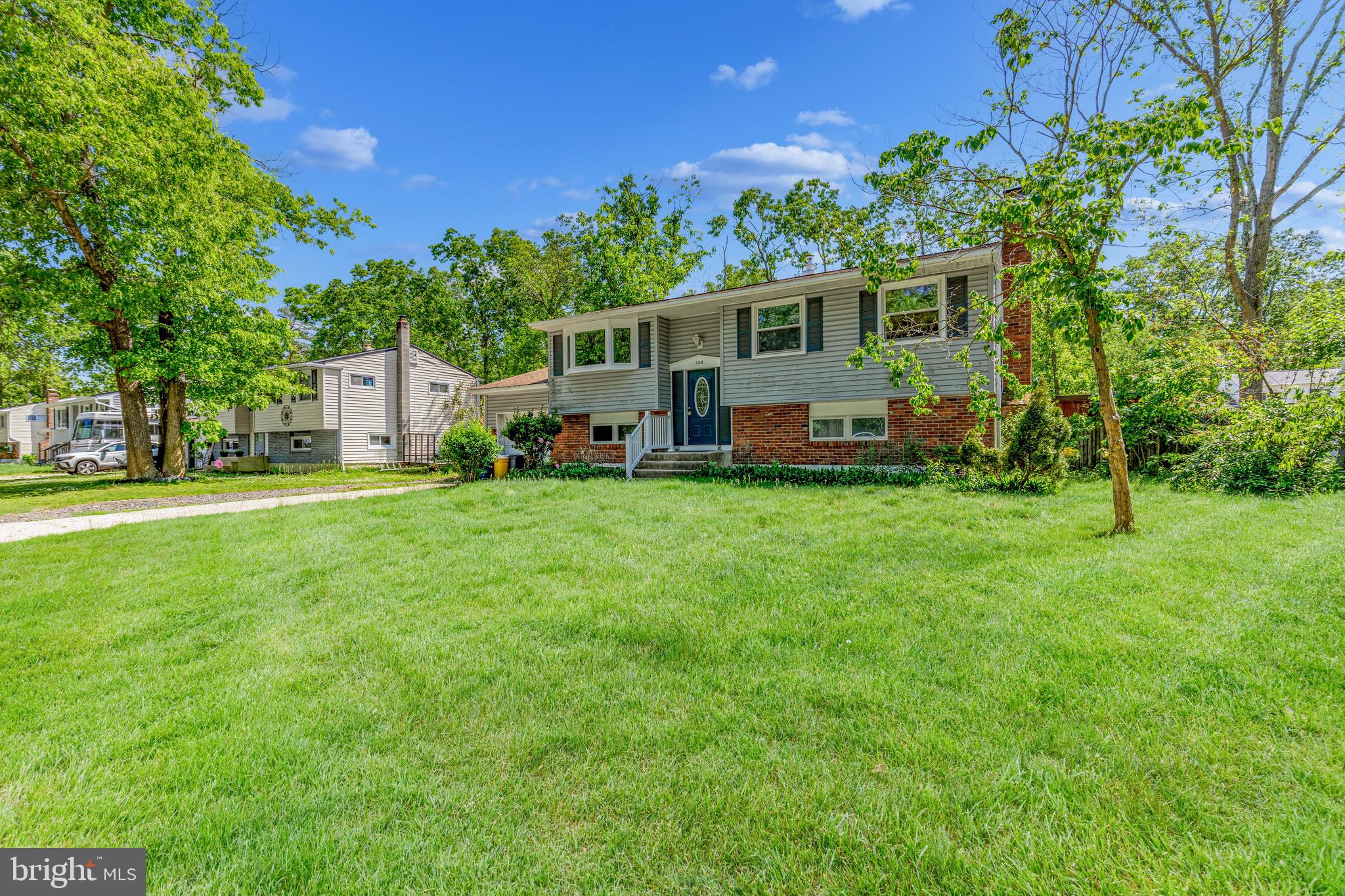 206 MONTANA TRAIL