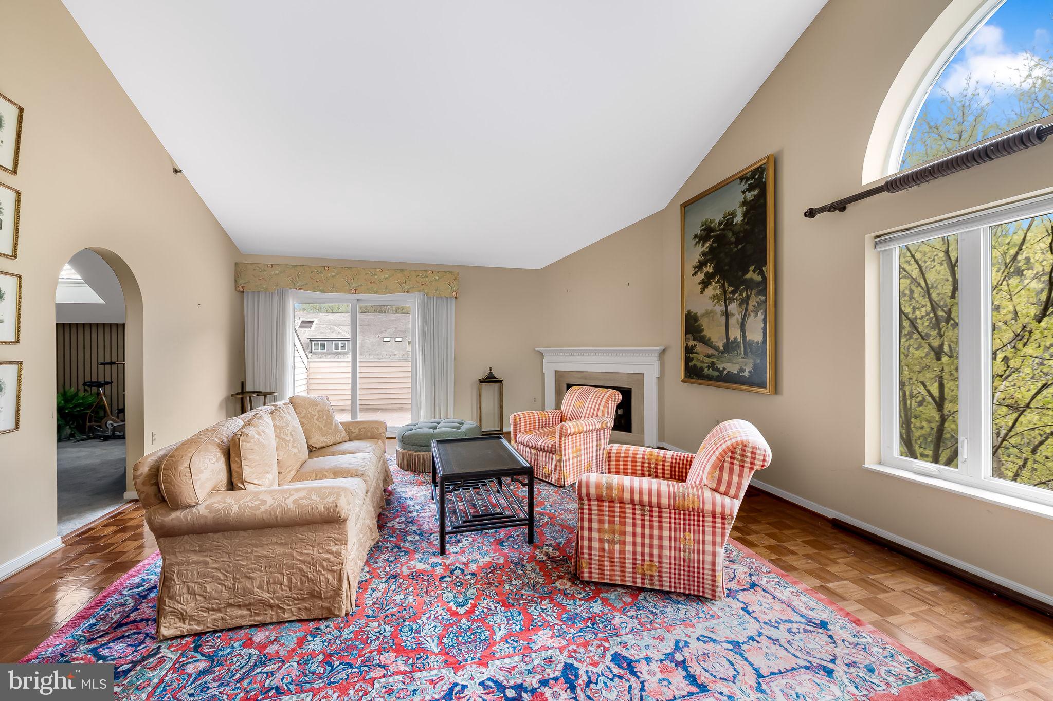 2331 OLD COURT 506