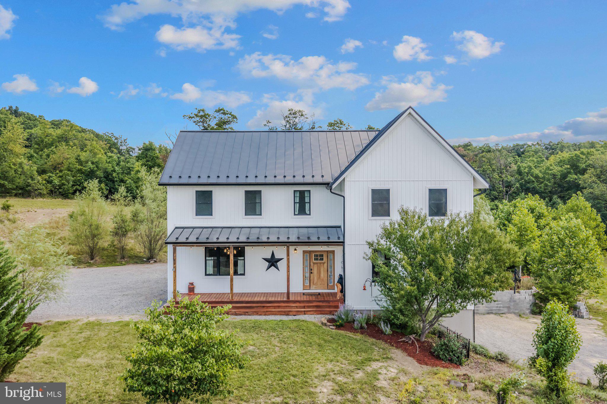 1089 WAUGH ROAD