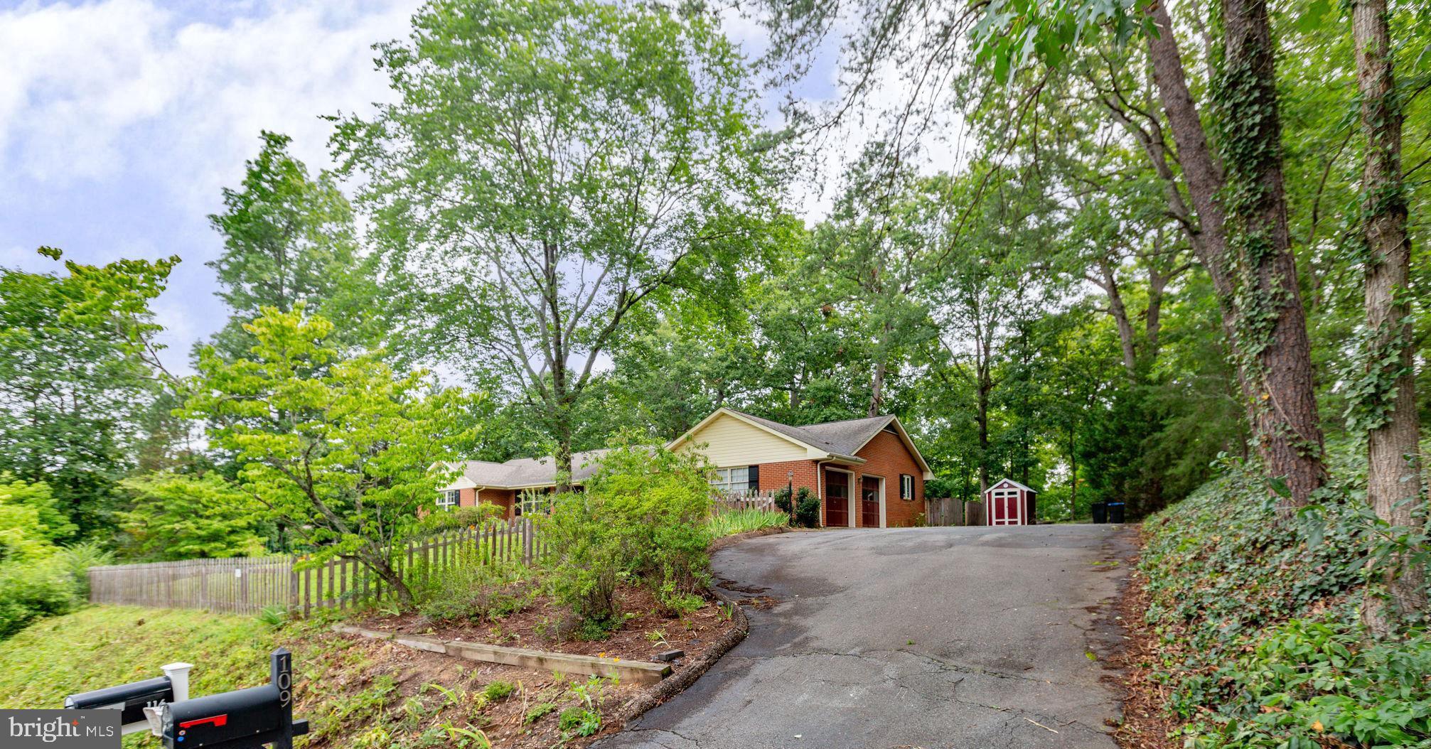 109 WOODLAND ROAD