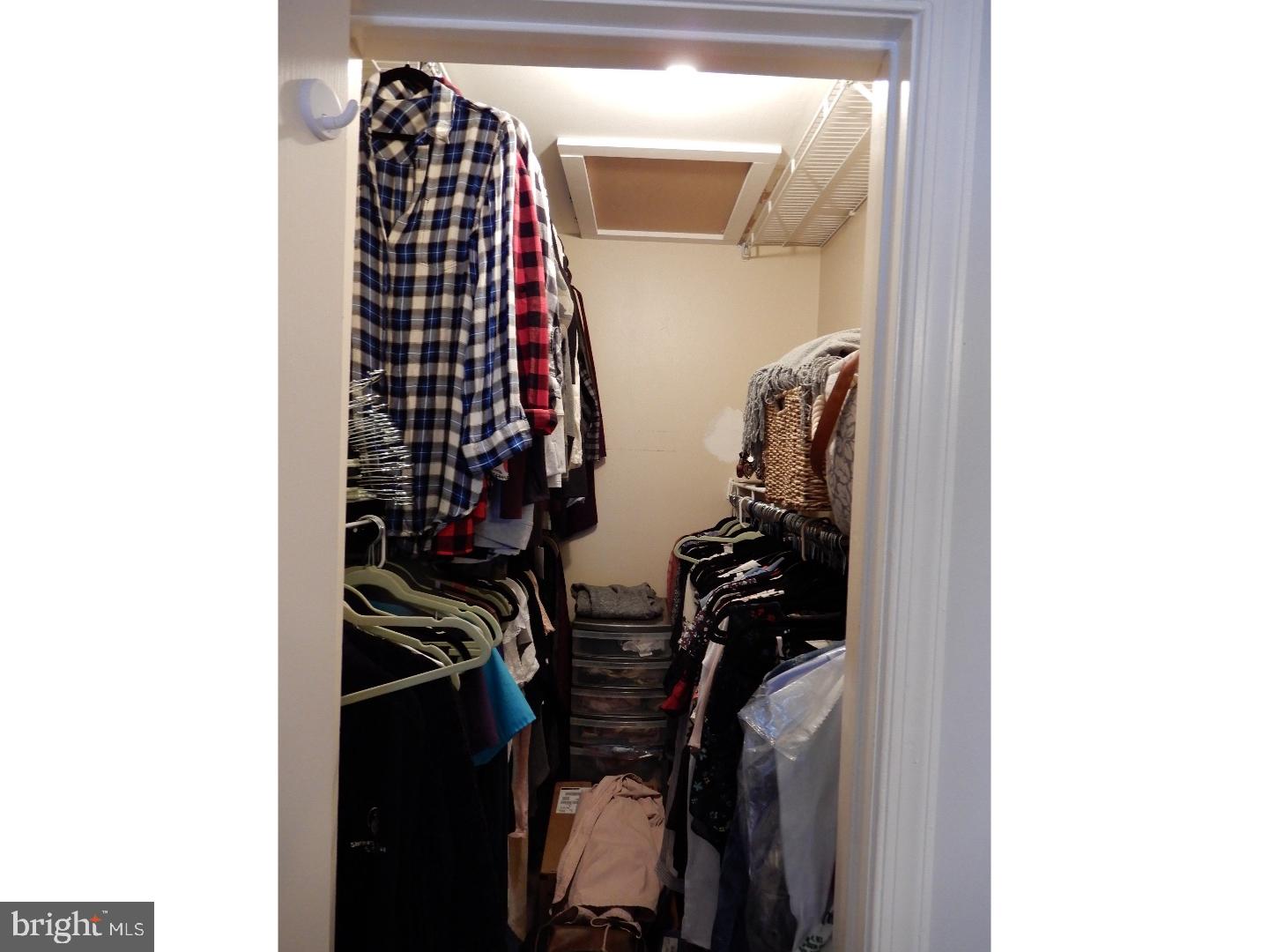 CROWN POINT - Residential